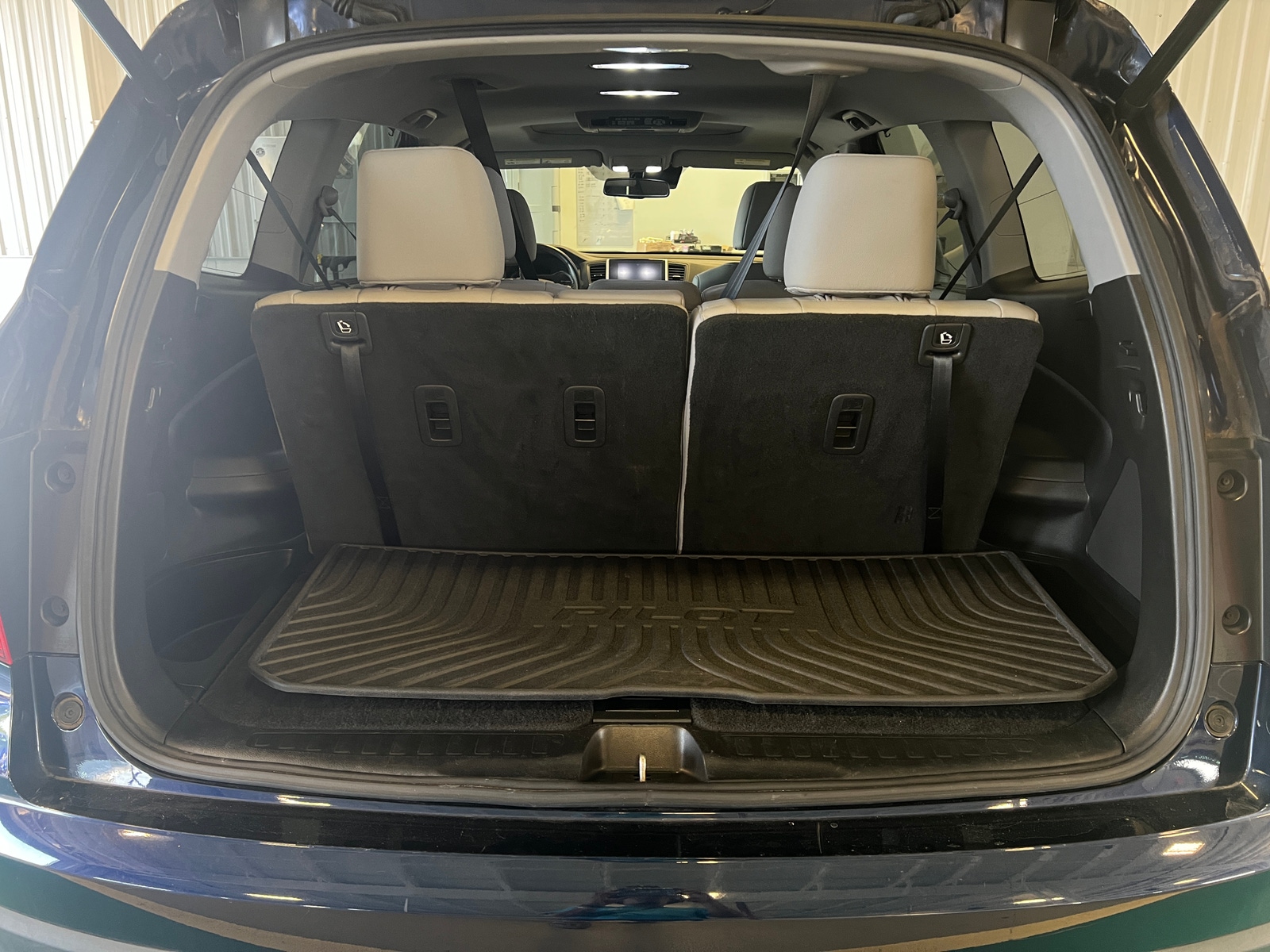 Thumbnail: 2017 Honda Pilot - 6