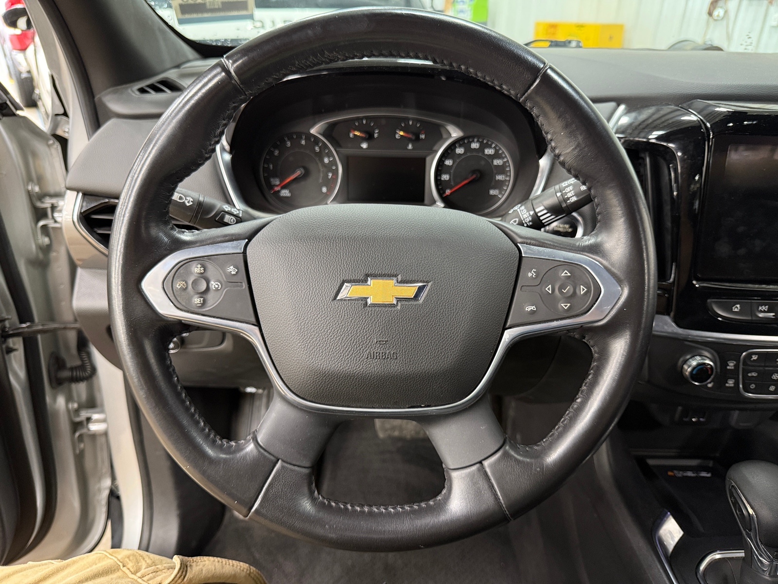 Thumbnail: 2022 Chevrolet Traverse - 5