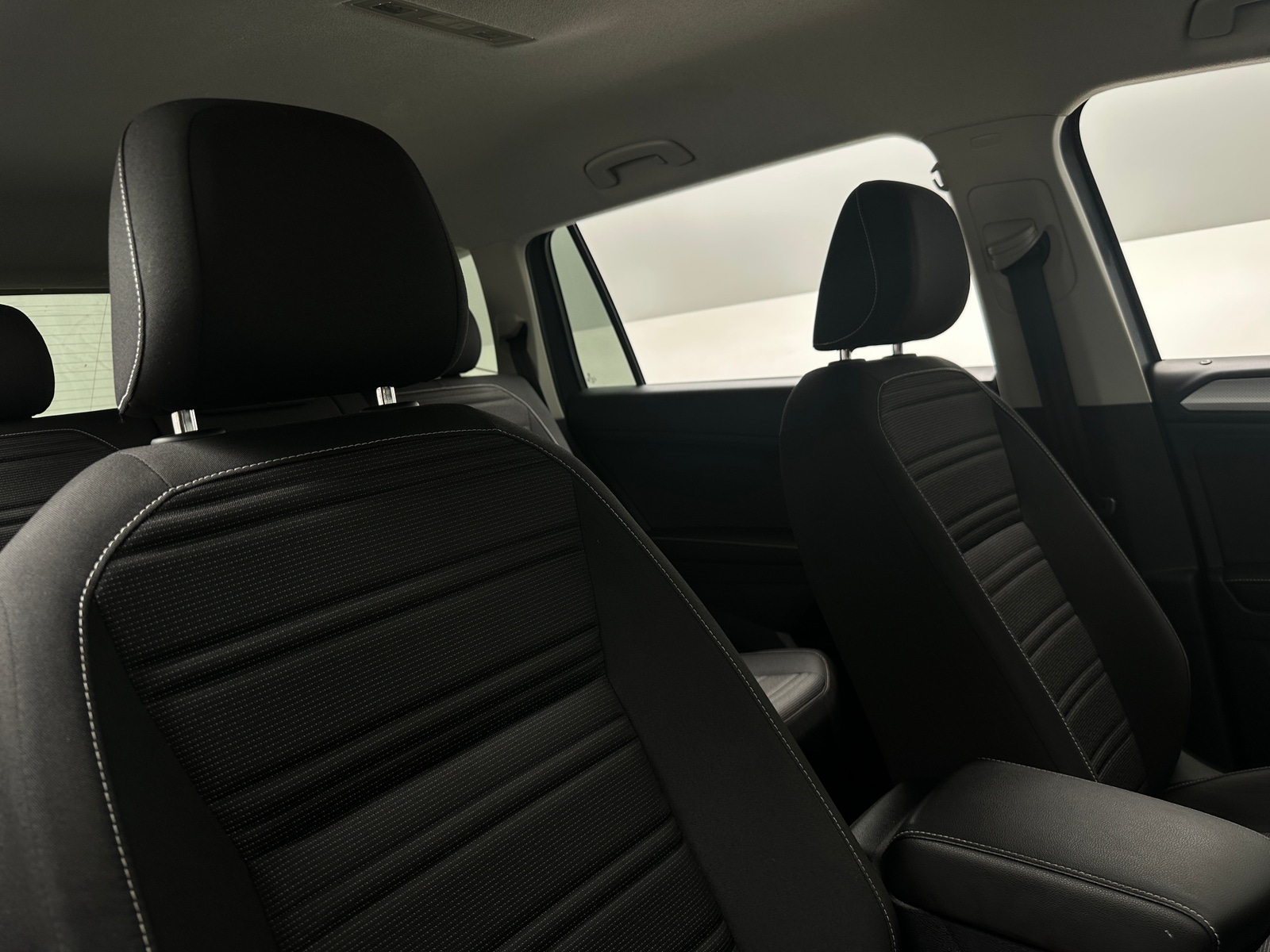 Thumbnail: 2024 Volkswagen Tiguan - 2