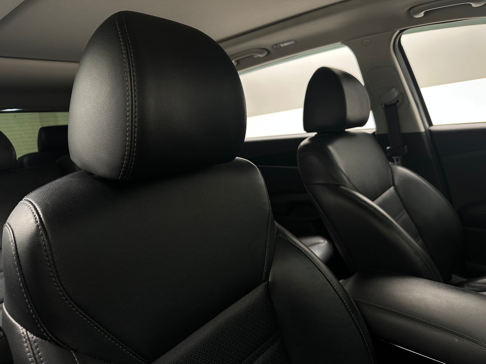 Thumbnail: 2020 Kia Sorento - 2