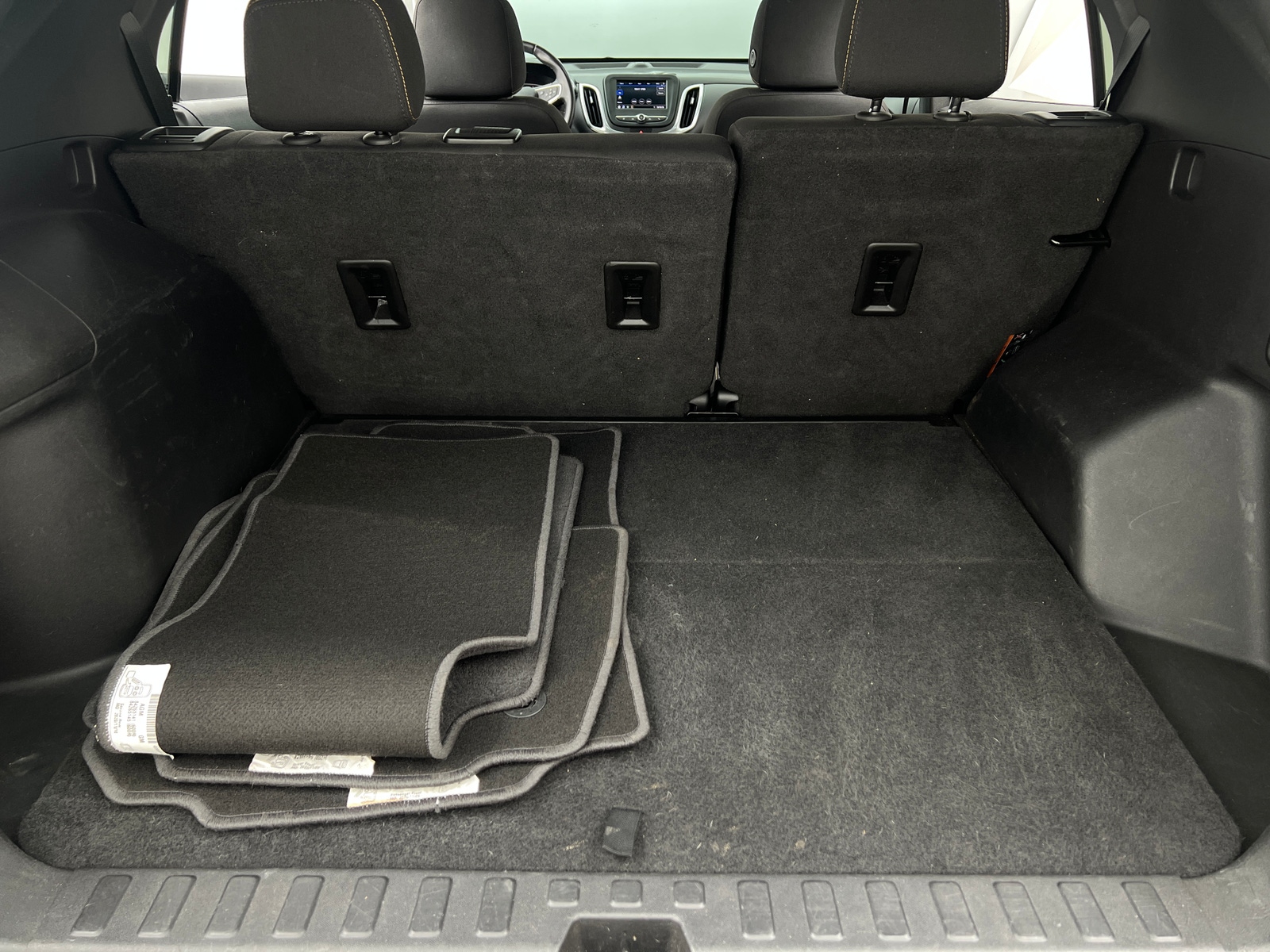 Thumbnail: 2021 Chevrolet Equinox - 7