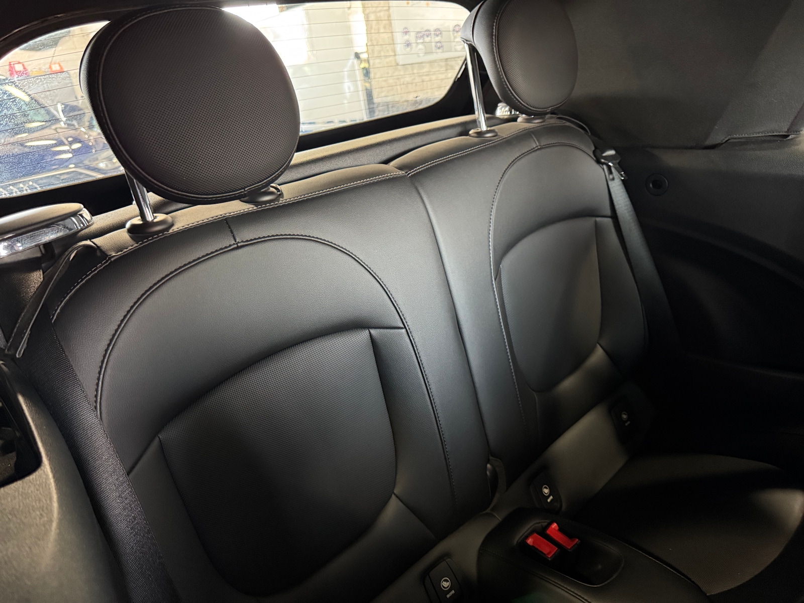 Thumbnail: 2016 MINI Cooper Convertible - 6