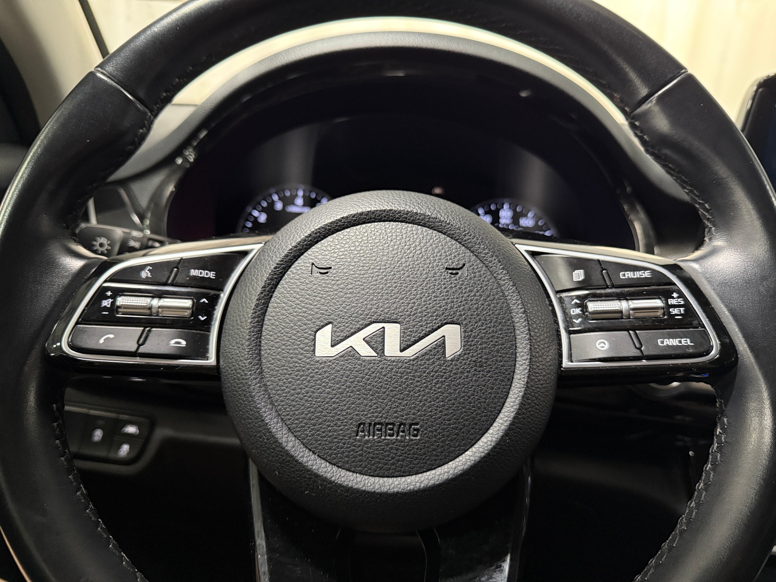 Thumbnail: 2022 Kia Seltos - 4