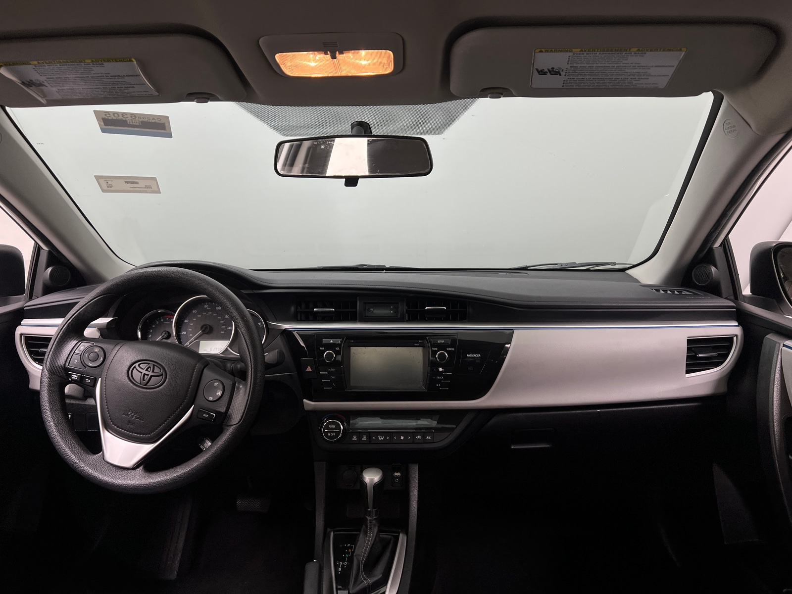 Thumbnail: 2016 Toyota Corolla - 3