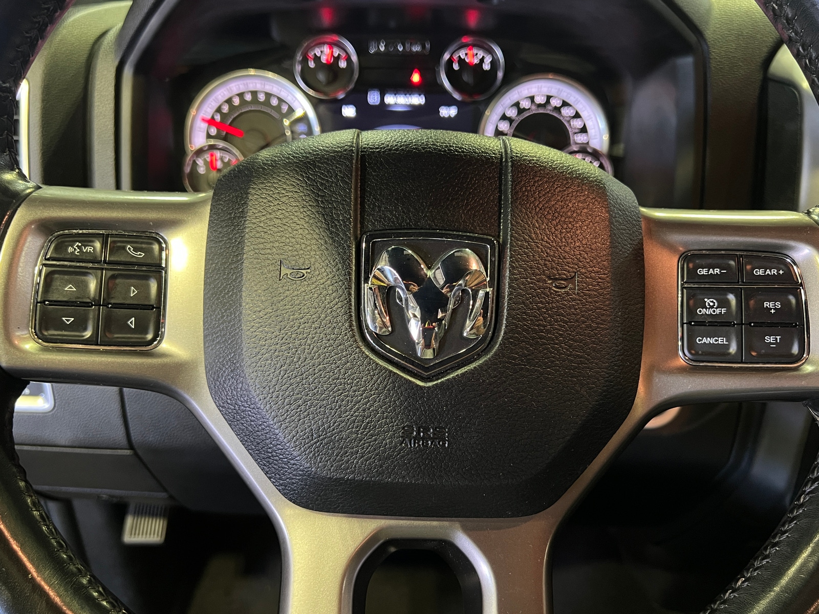 Thumbnail: 2021 RAM 1500 Classic - 5