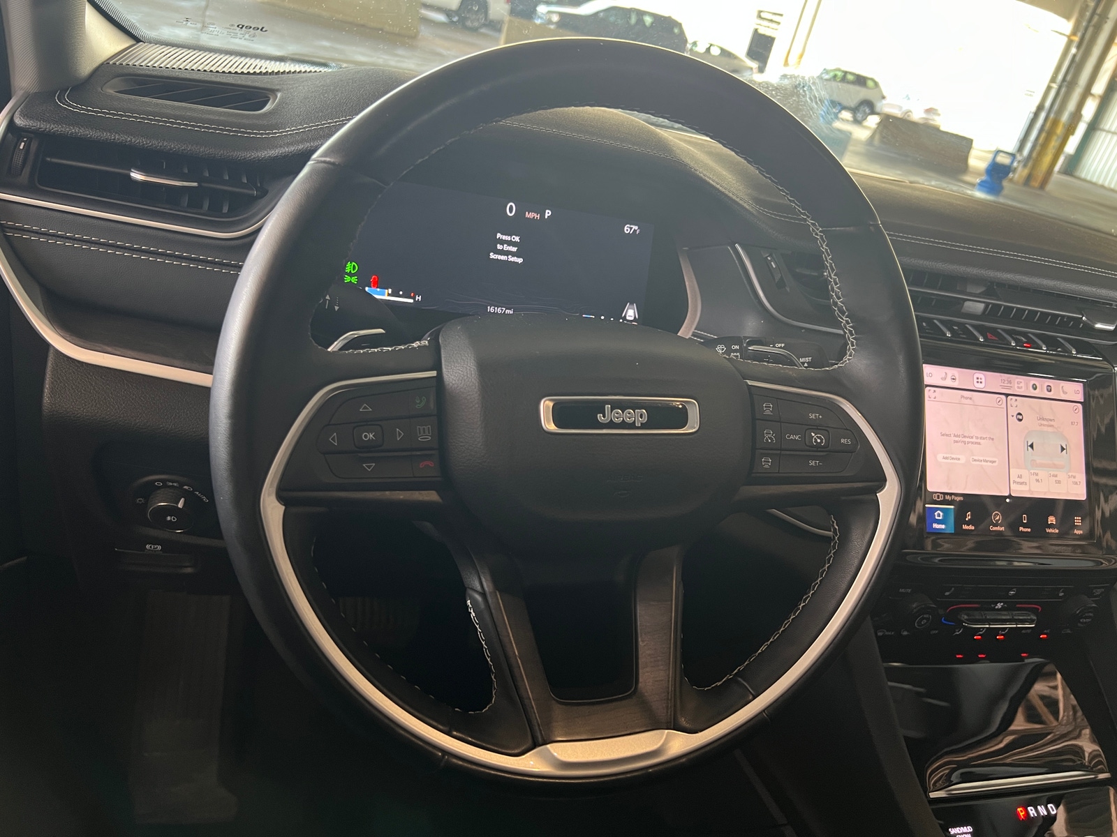 Thumbnail: 2022 Jeep Grand Cherokee L - 4
