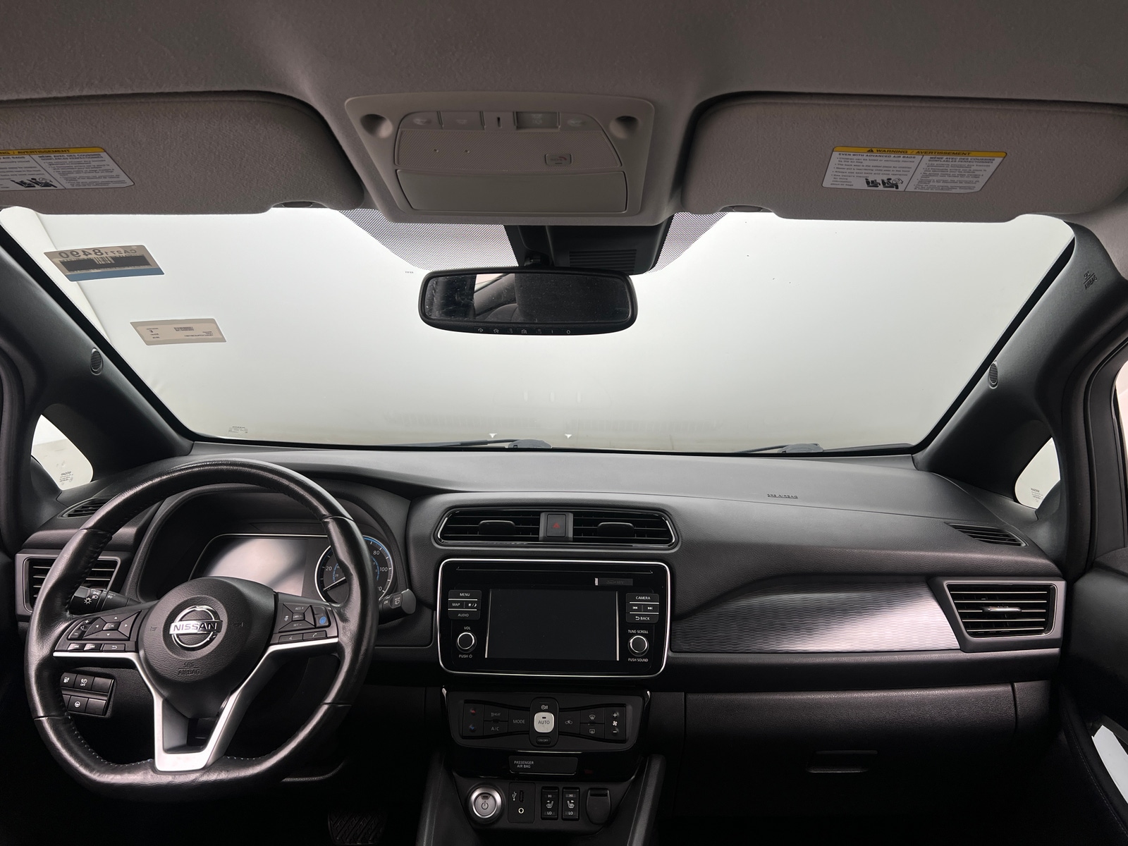Thumbnail: 2018 Nissan Leaf - 3