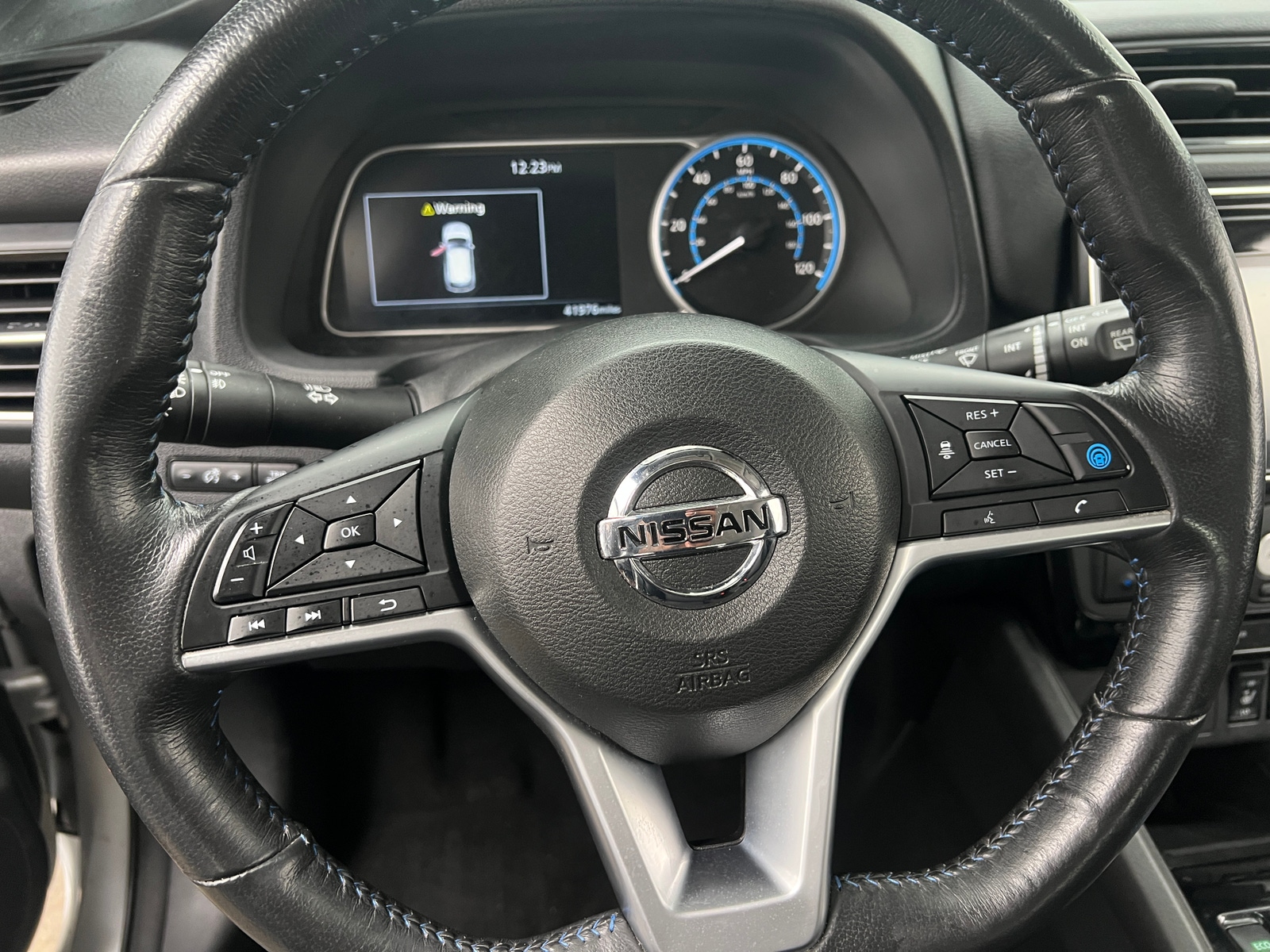 Thumbnail: 2018 Nissan Leaf - 5
