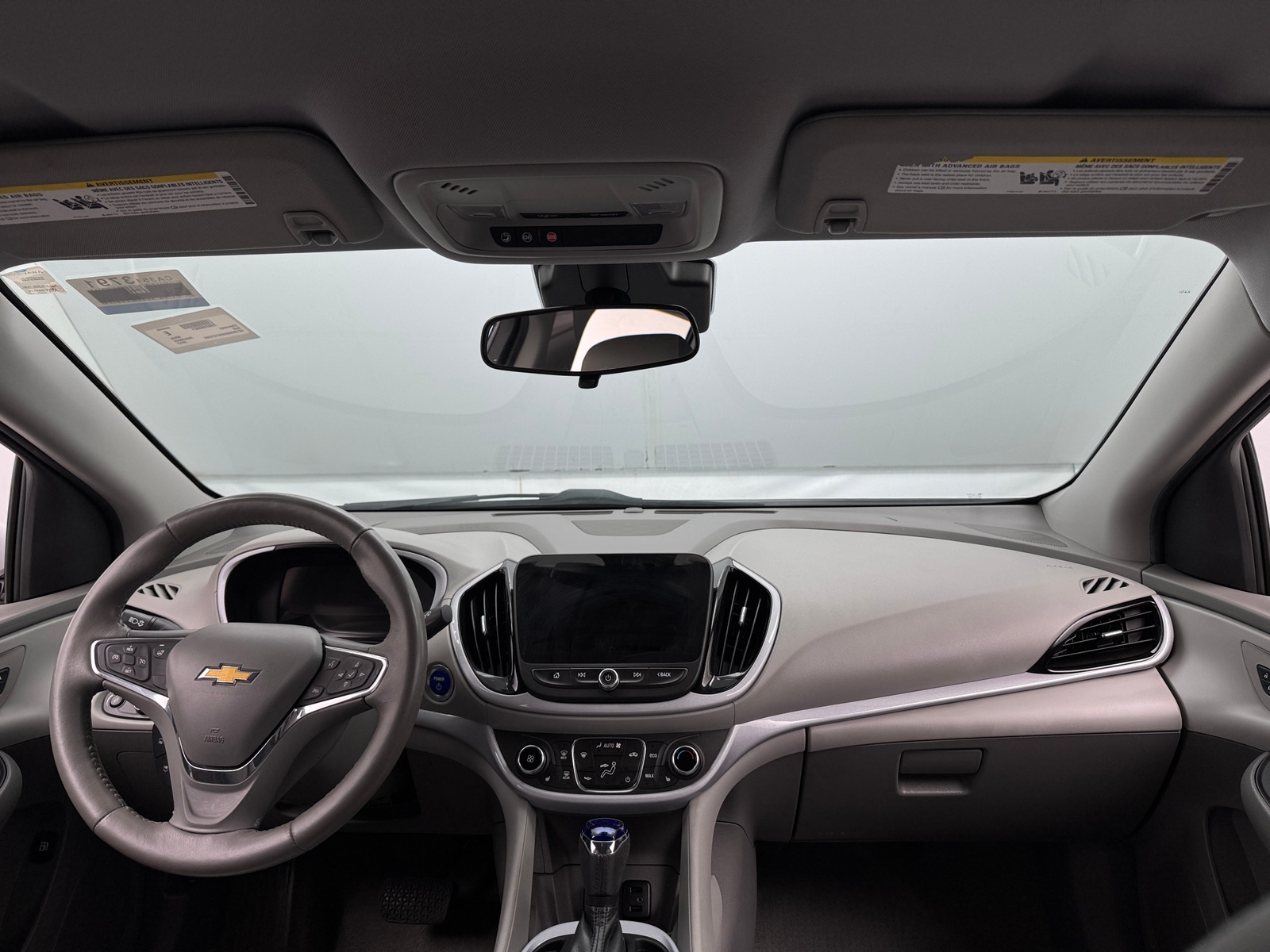 Thumbnail: 2017 Chevrolet Volt - 2