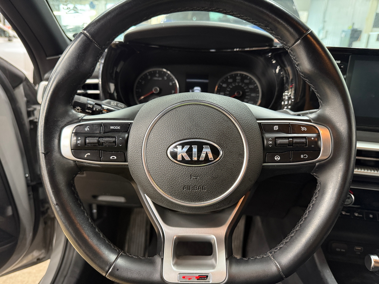 Thumbnail: 2021 Kia K5 - 4