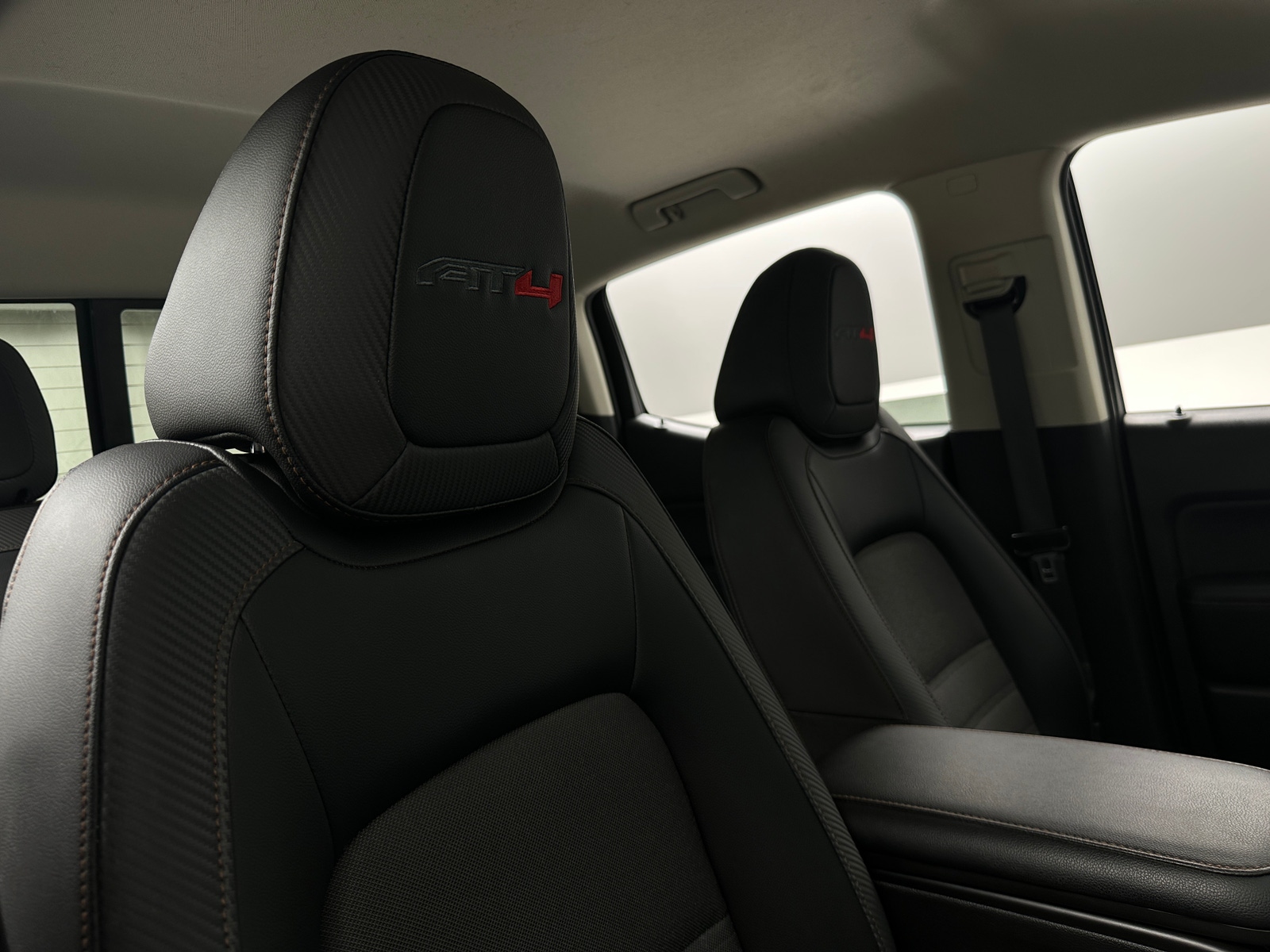 Thumbnail: 2022 GMC Canyon - 2