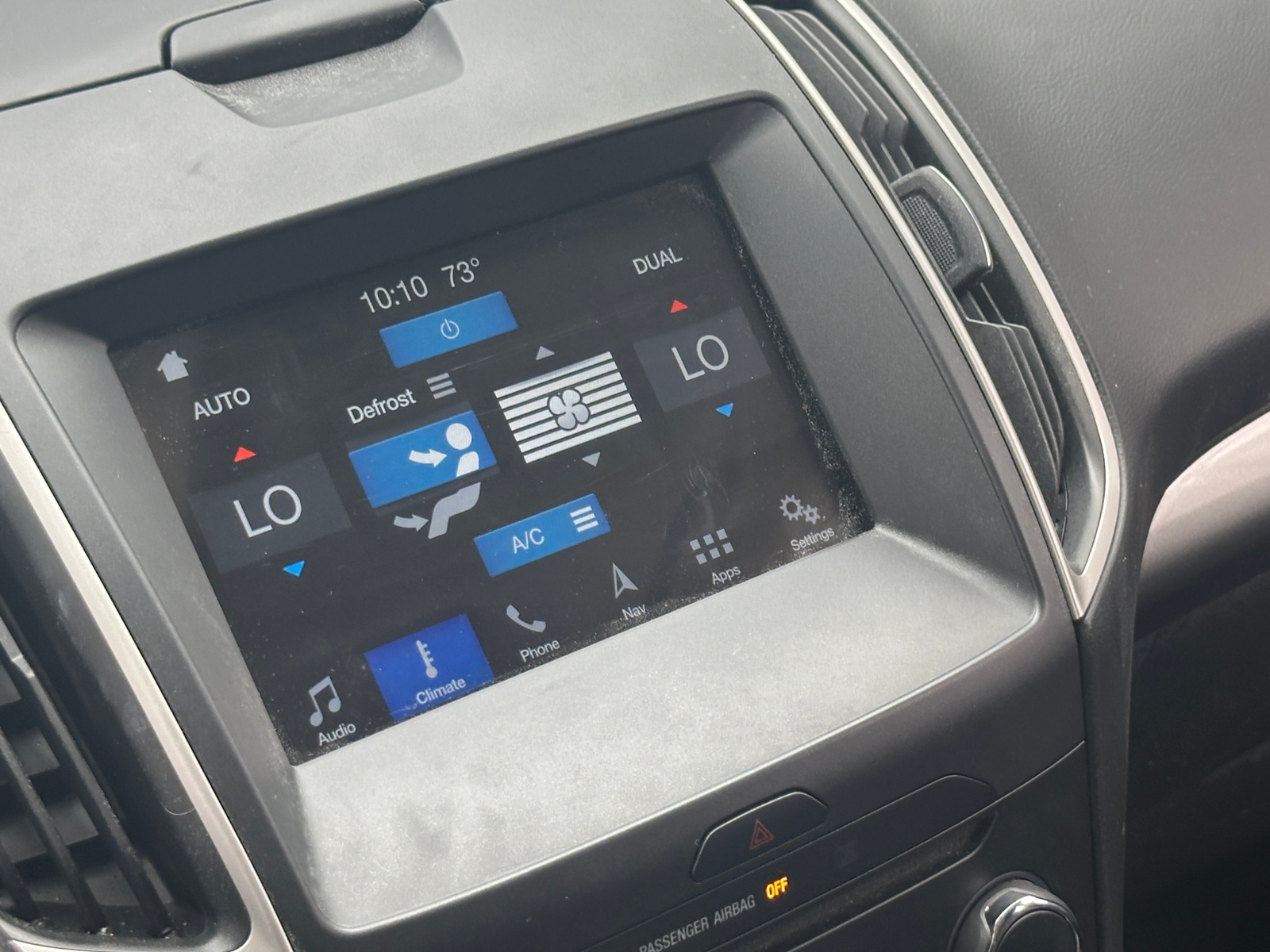 Thumbnail: 2016 Ford Edge - 3