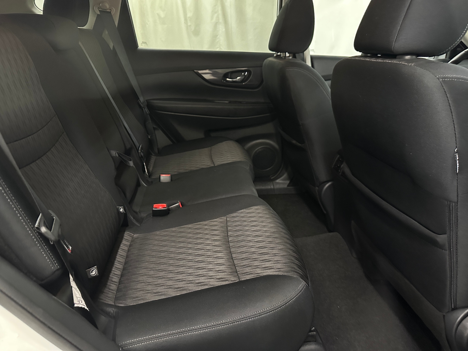 Thumbnail: 2018 Nissan Rogue - 6