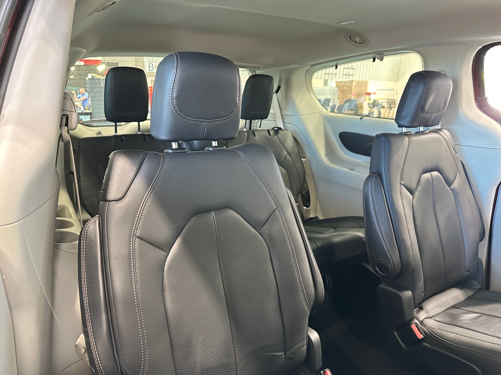Thumbnail: 2020 Chrysler Pacifica - 5
