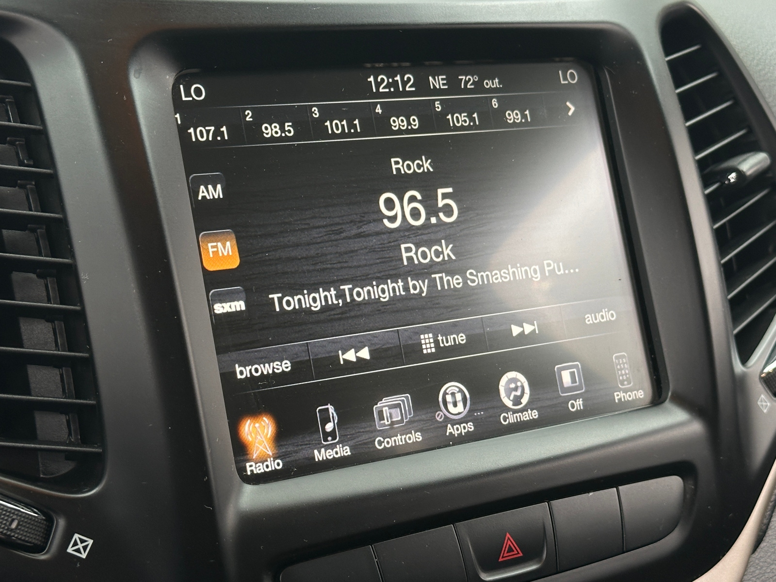 Thumbnail: 2015 Jeep Cherokee - 4