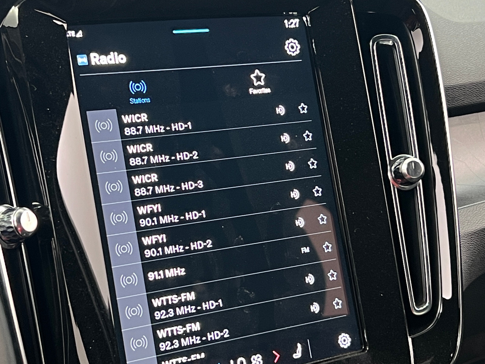 Thumbnail: 2024 Volvo XC40 - 4