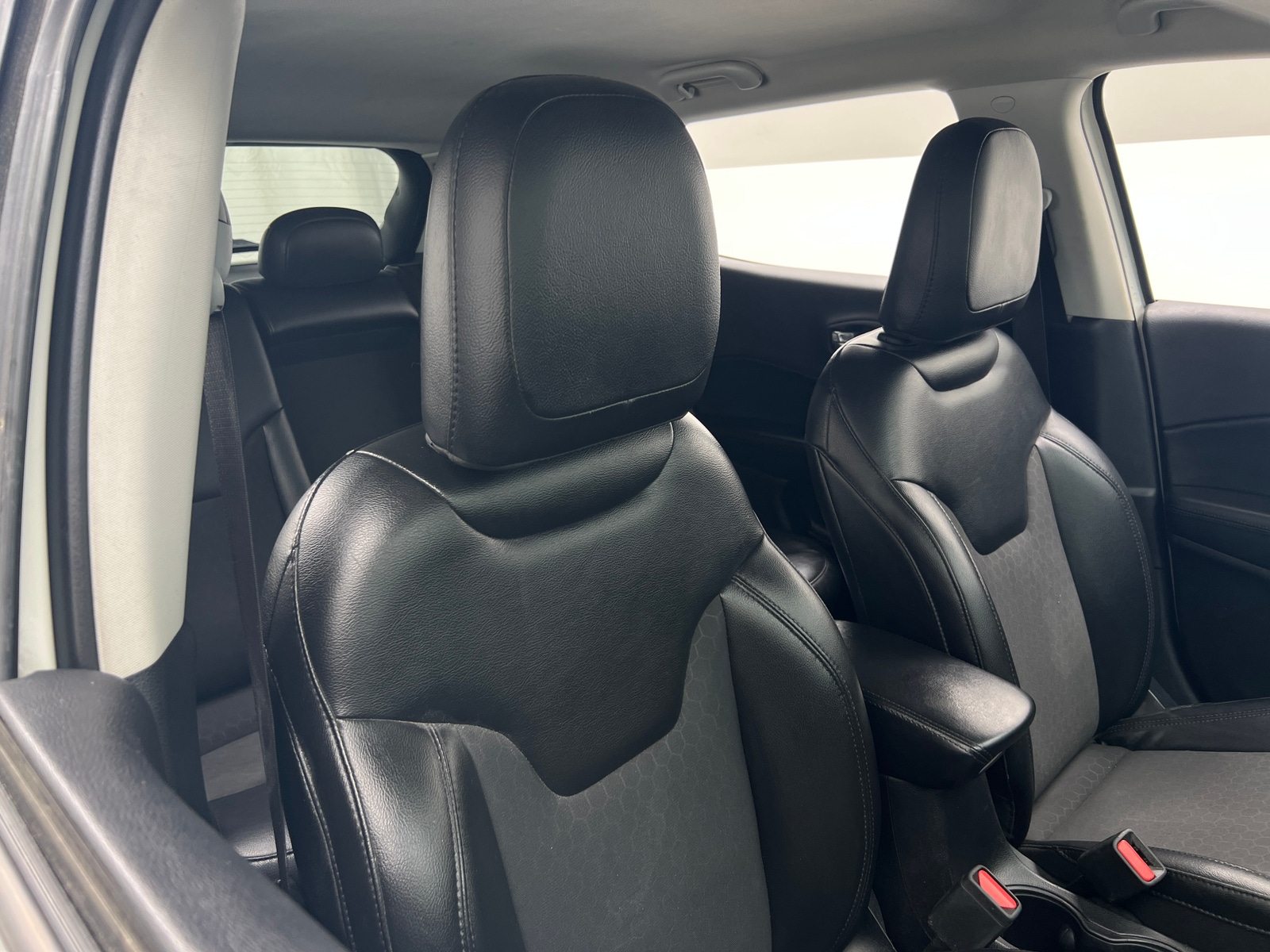 Thumbnail: 2019 Jeep Compass - 2