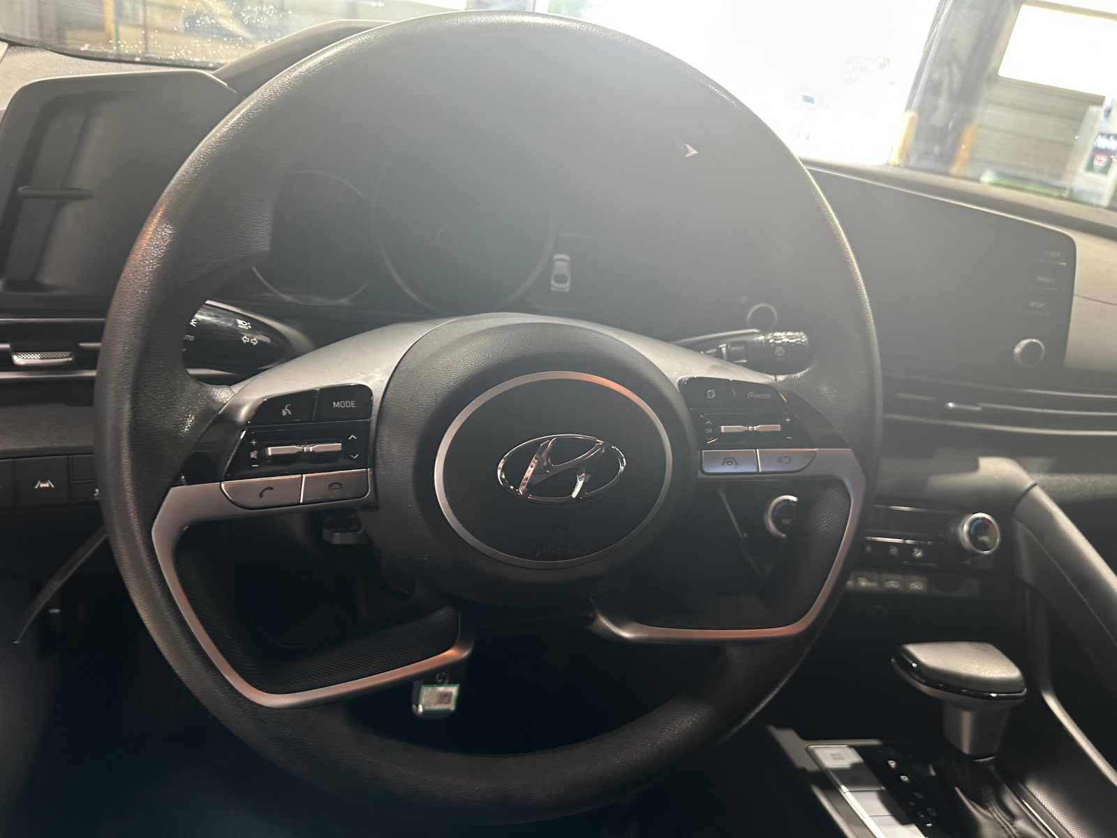 Thumbnail: 2023 Hyundai Elantra - 5