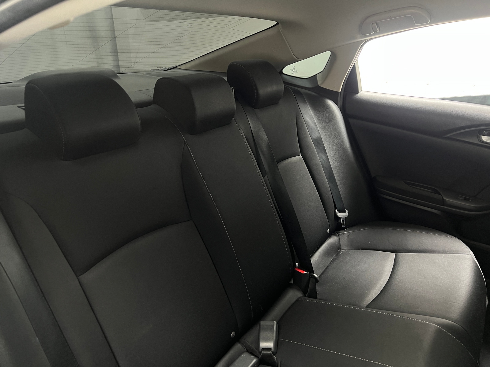 Thumbnail: 2016 Honda Civic - 6