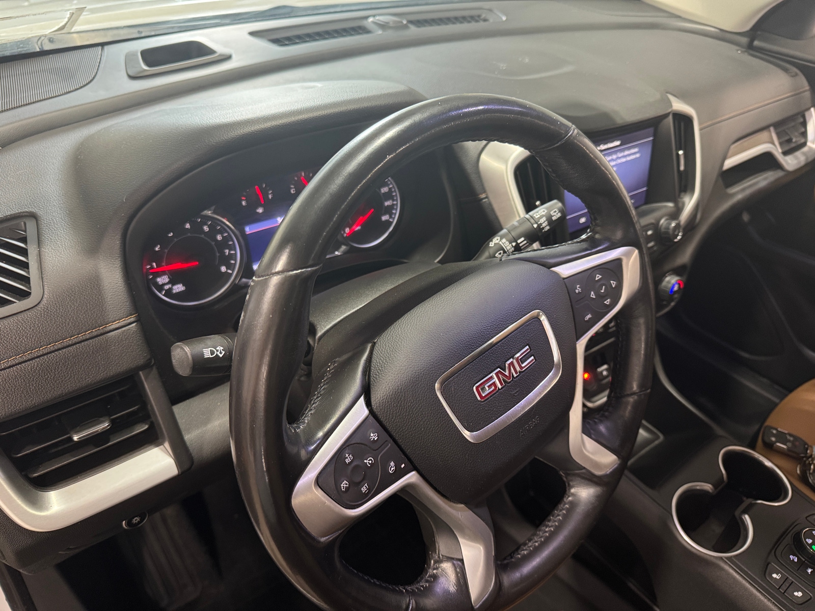 Thumbnail: 2020 GMC Terrain - 2