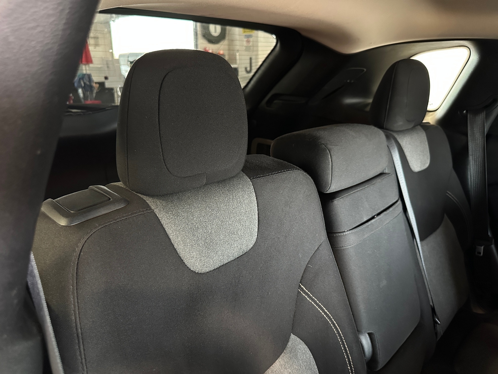 Thumbnail: 2016 Jeep Cherokee - 6