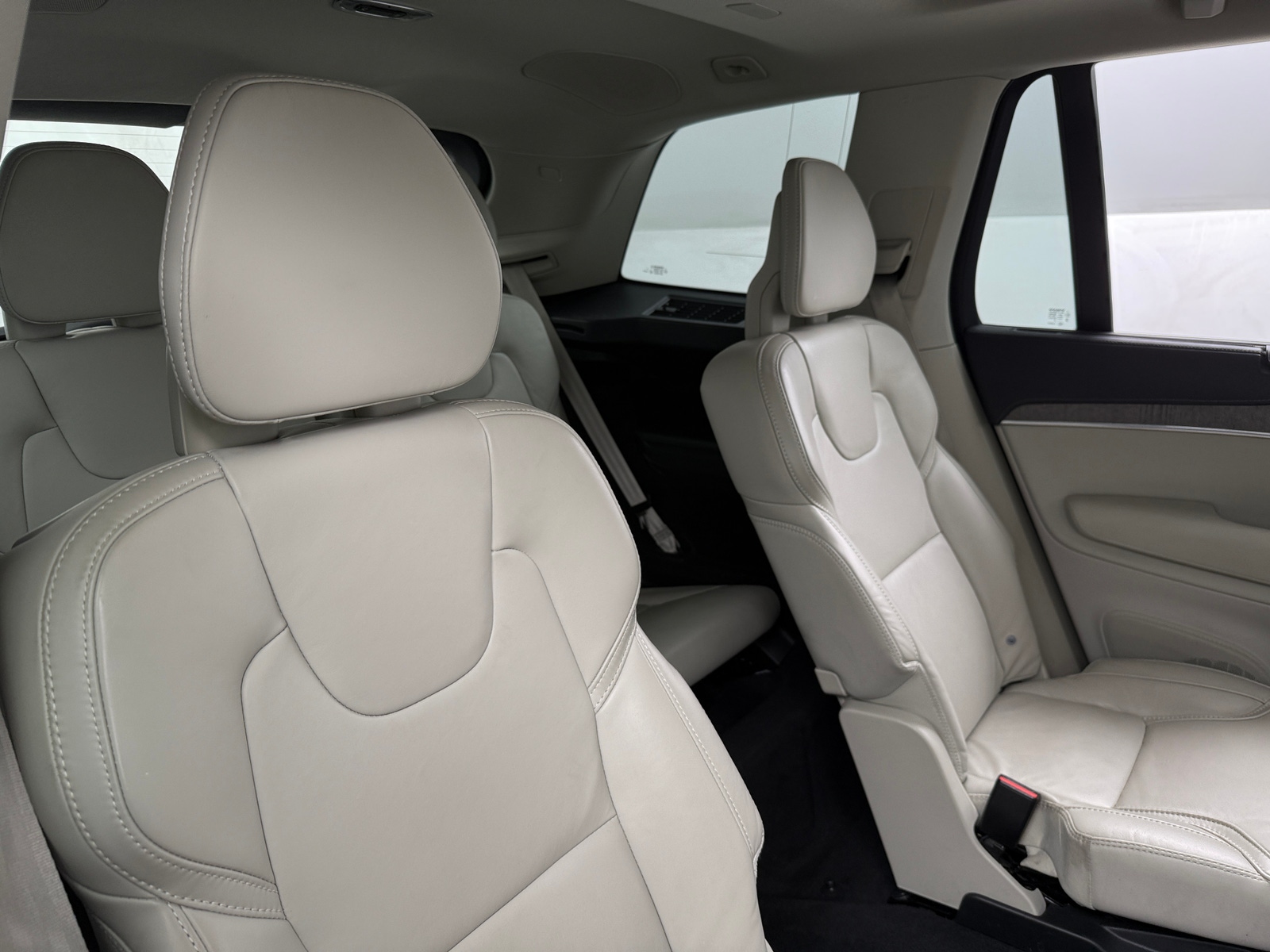 Thumbnail: 2022 Volvo XC90 - 5