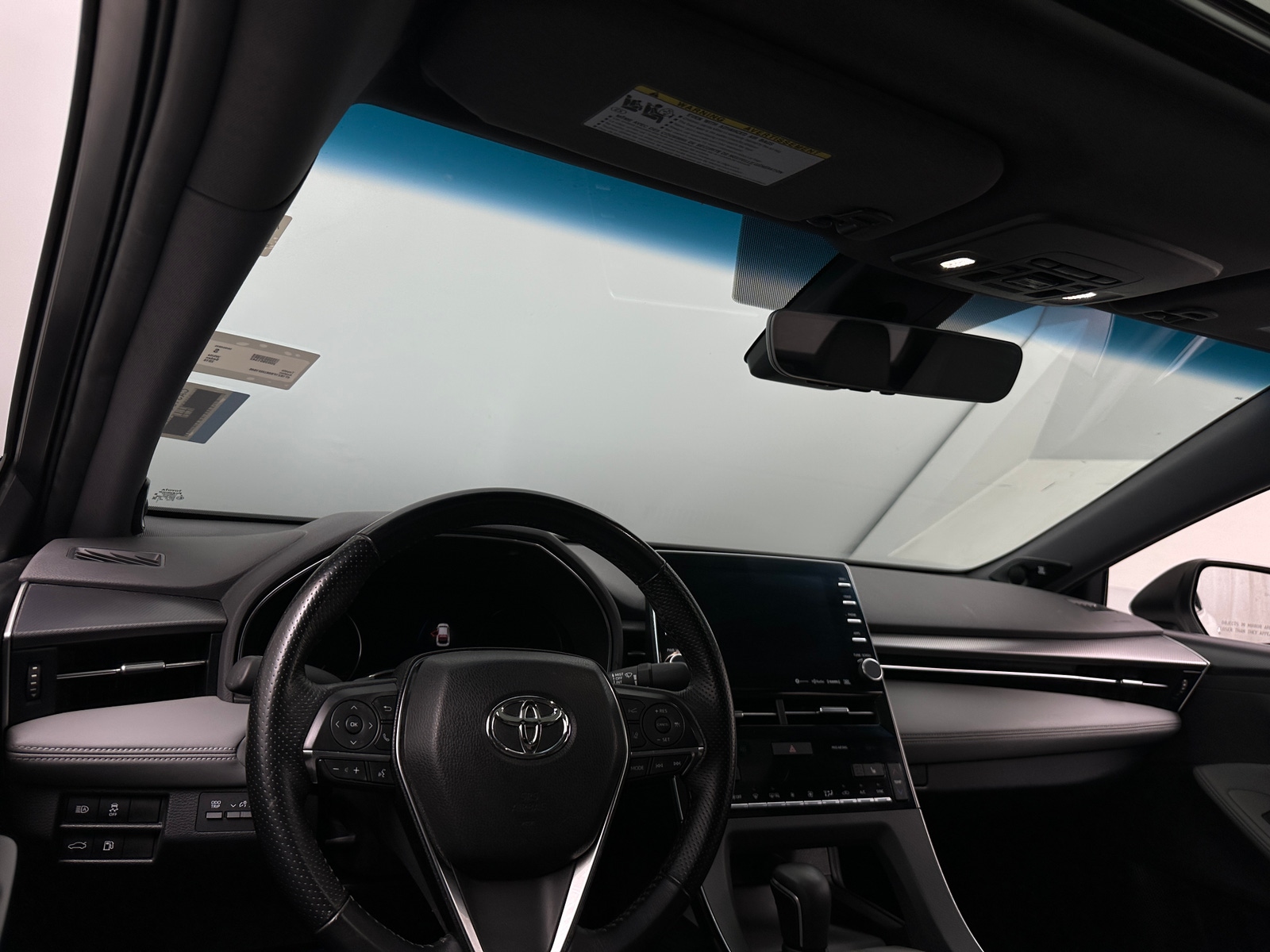 Thumbnail: 2019 Toyota Avalon - 3