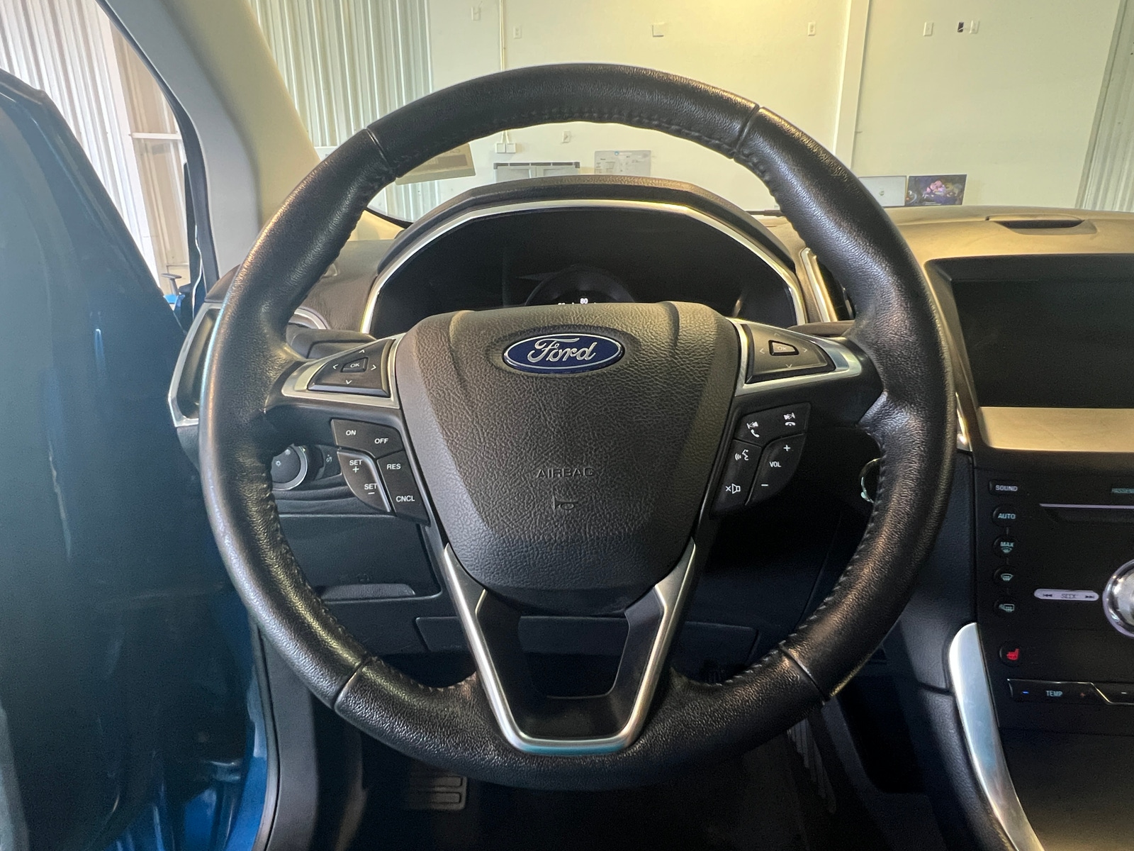 Thumbnail: 2018 Ford Edge - 4