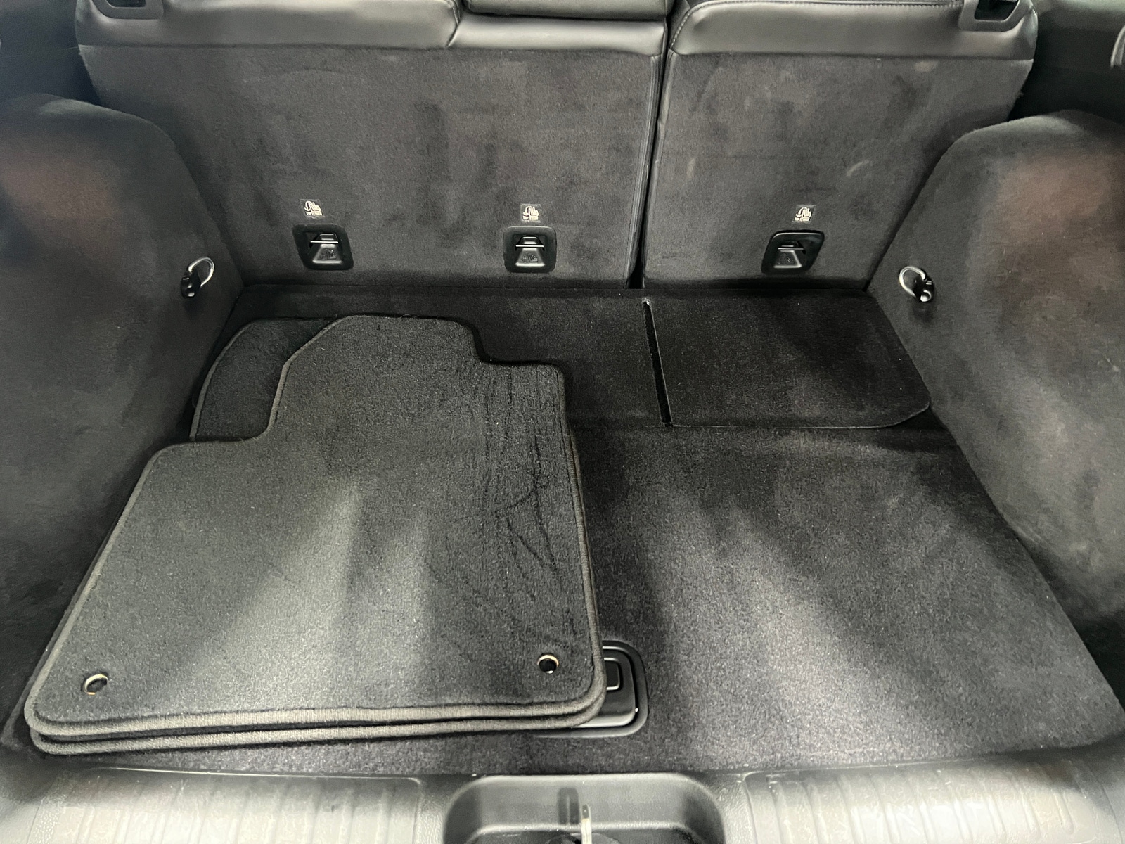 Thumbnail: 2019 Jeep Cherokee - 6