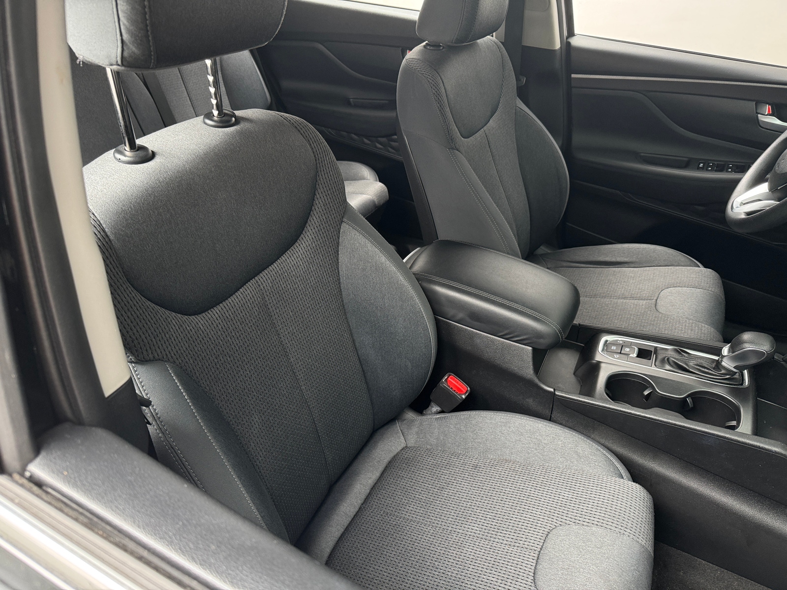 Thumbnail: 2019 Hyundai Santa Fe - 2
