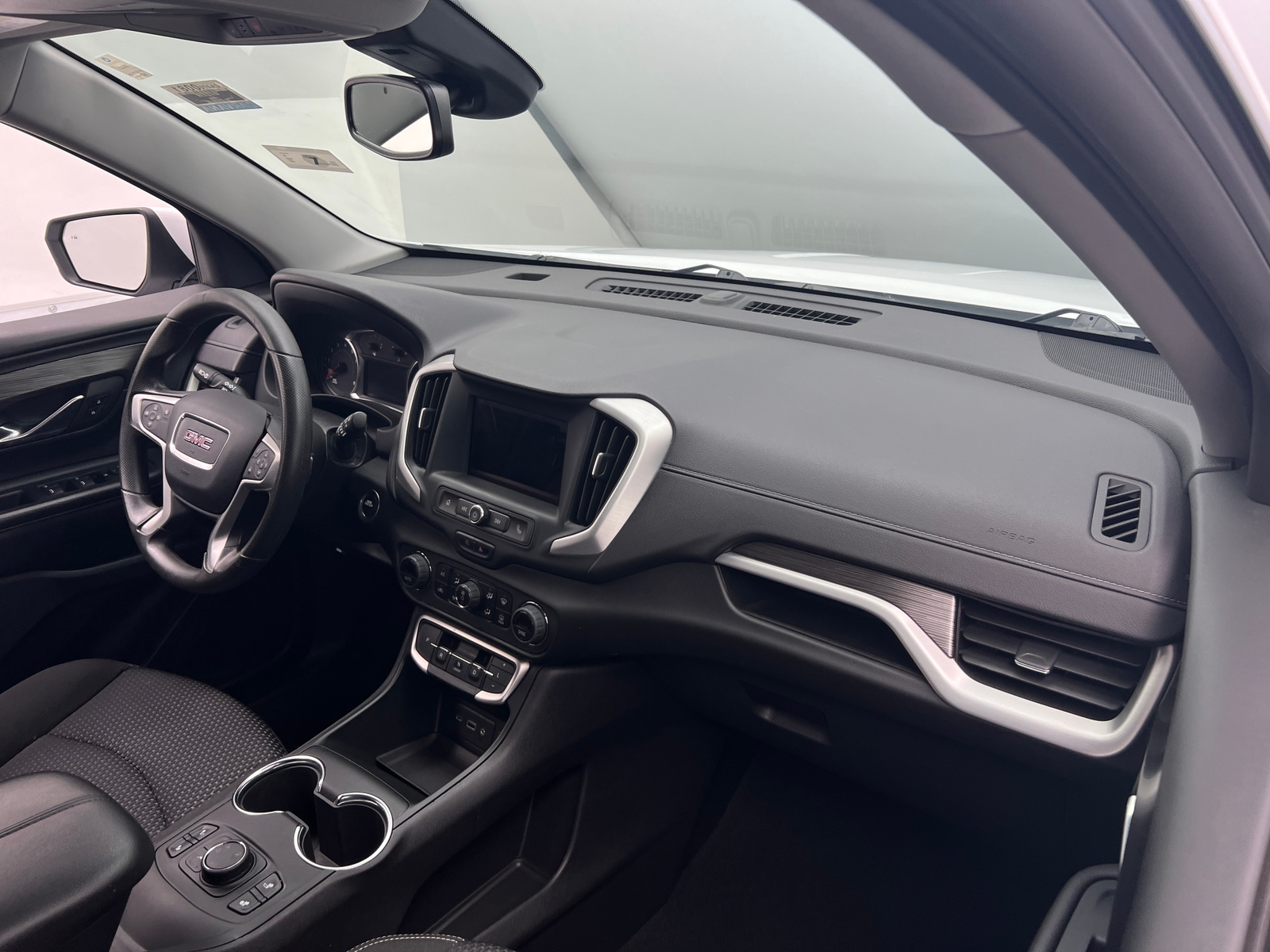 Thumbnail: 2023 GMC Terrain - 3