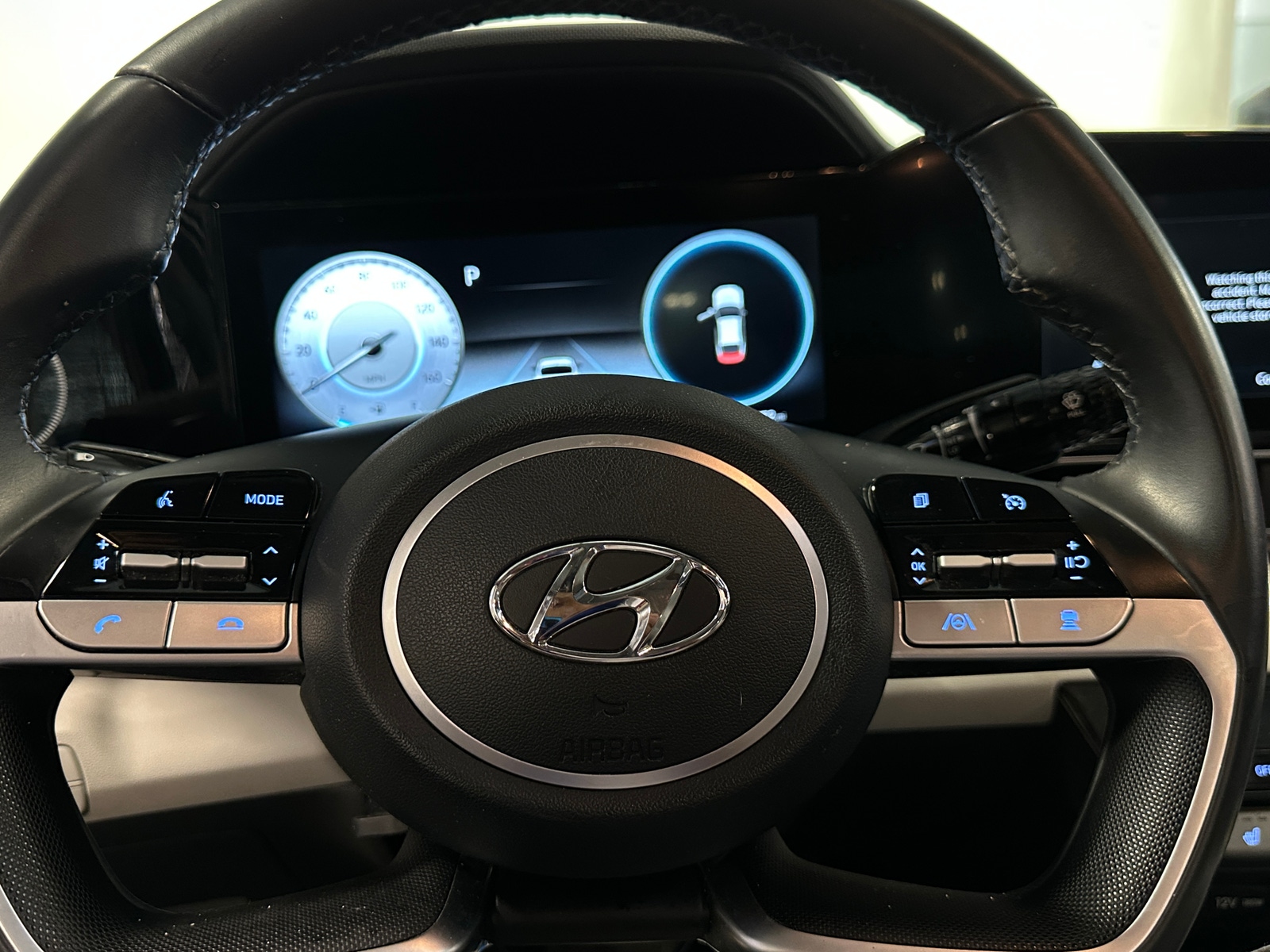Thumbnail: 2022 Hyundai Elantra - 5