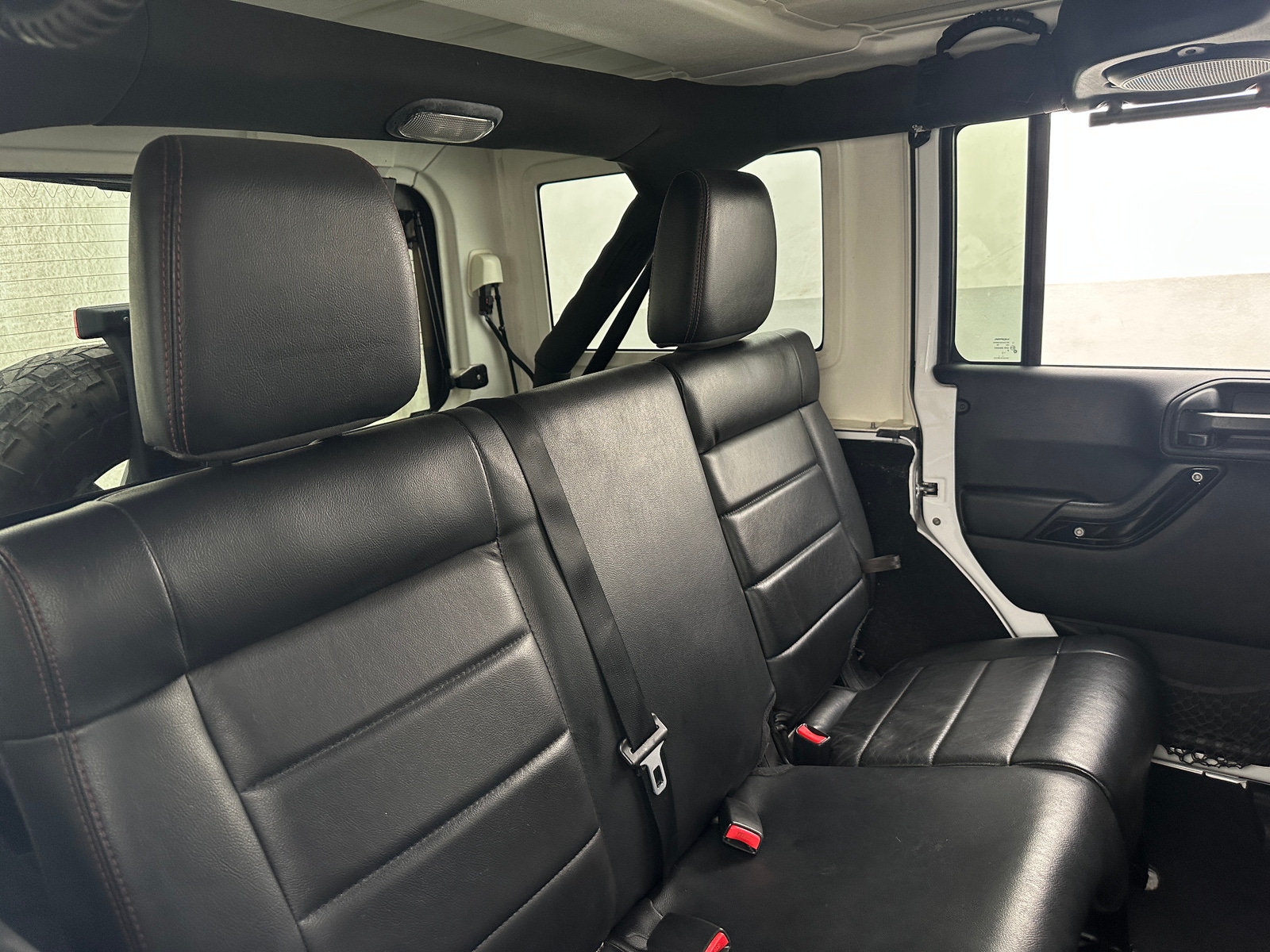 Thumbnail: 2012 Jeep Wrangler - 6