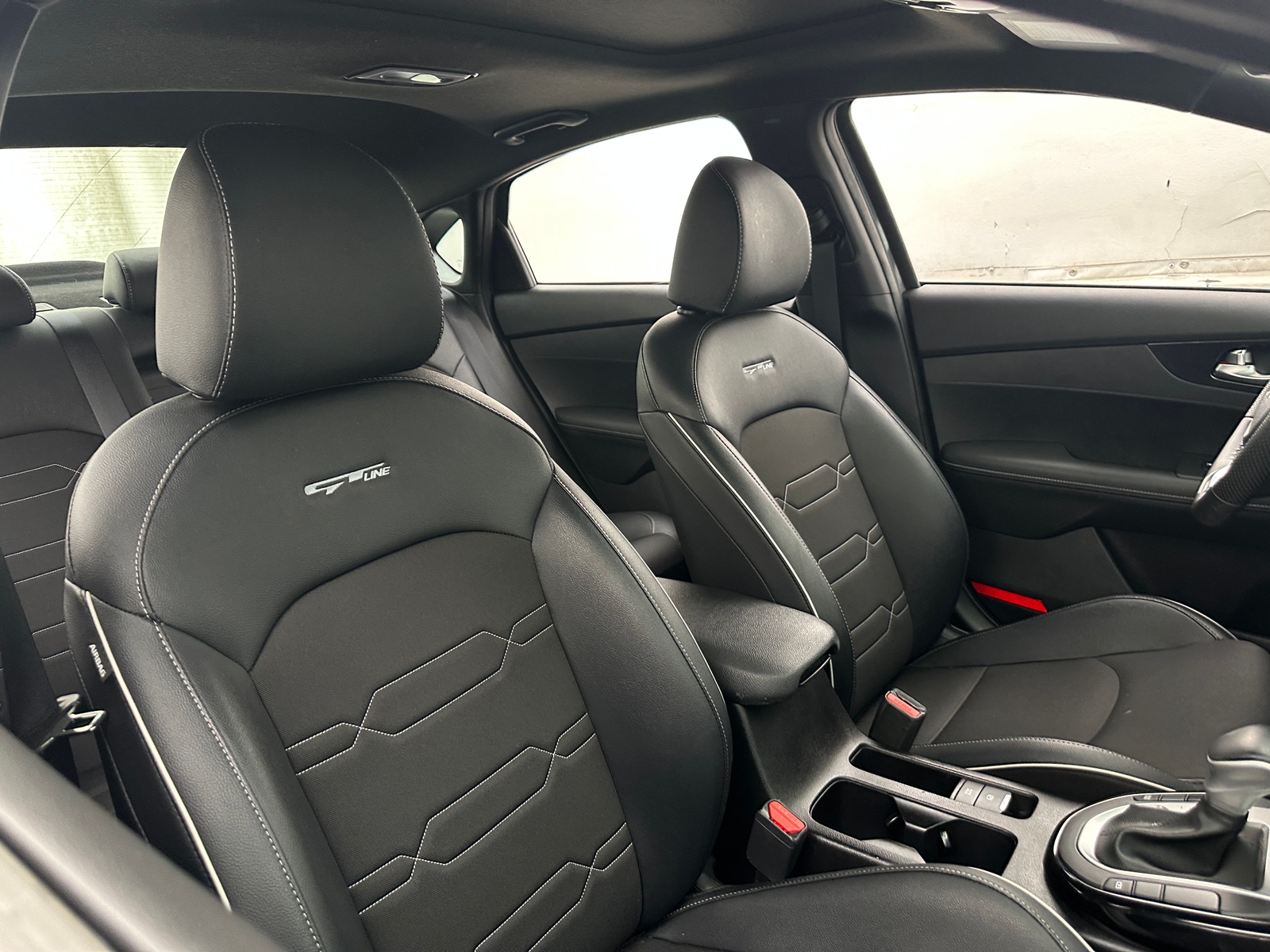 Thumbnail: 2023 Kia Forte - 2