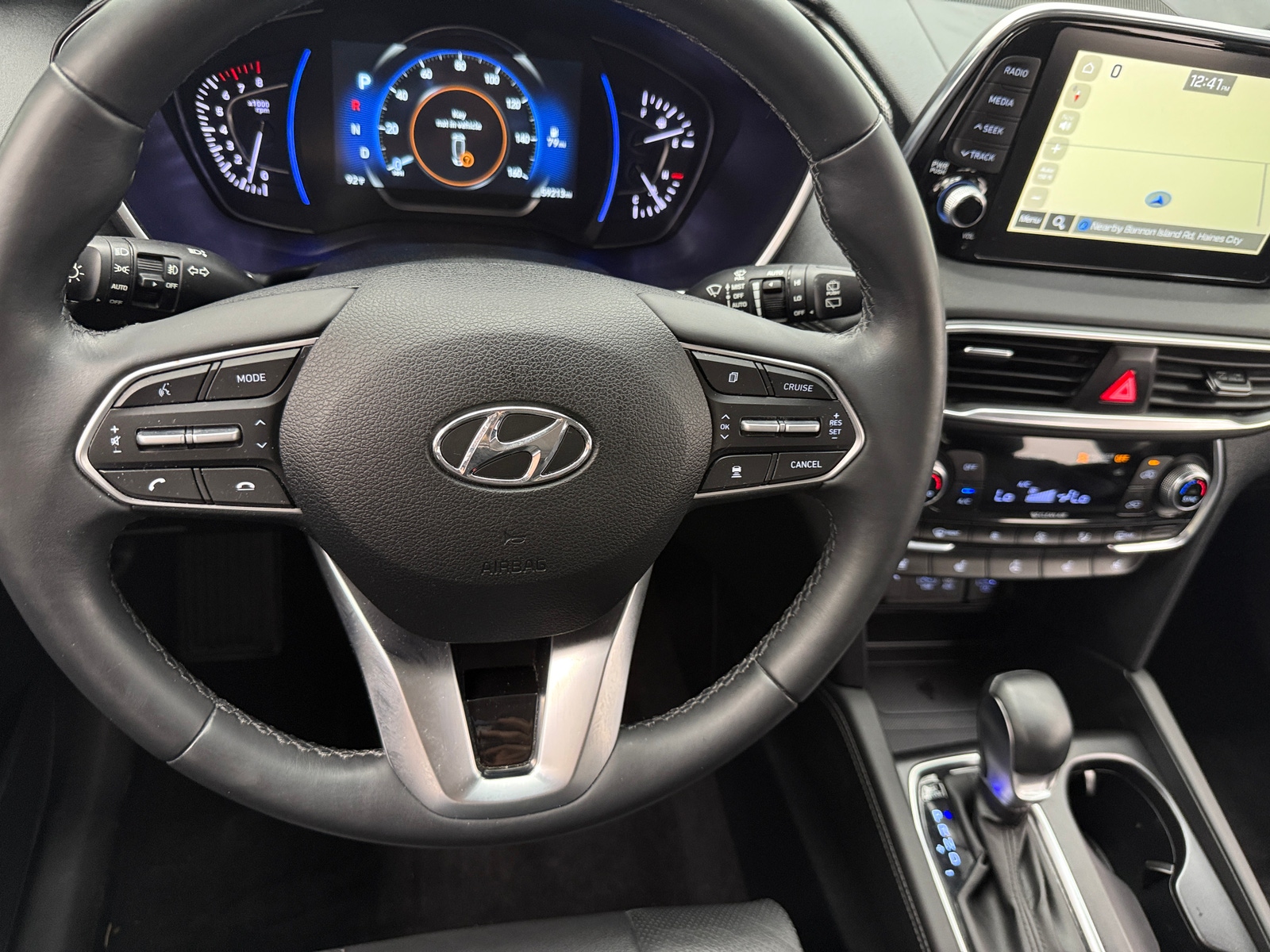 Thumbnail: 2020 Hyundai Santa Fe - 4