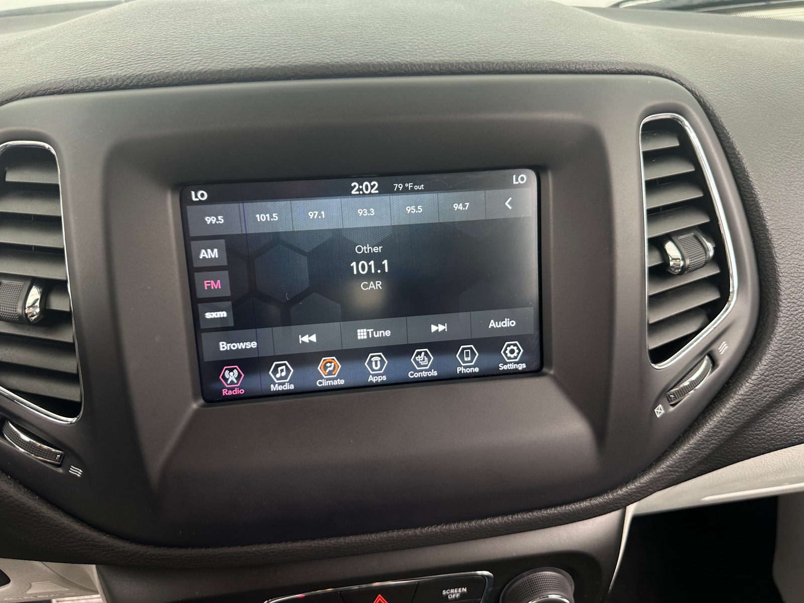 Thumbnail: 2021 Jeep Compass - 4