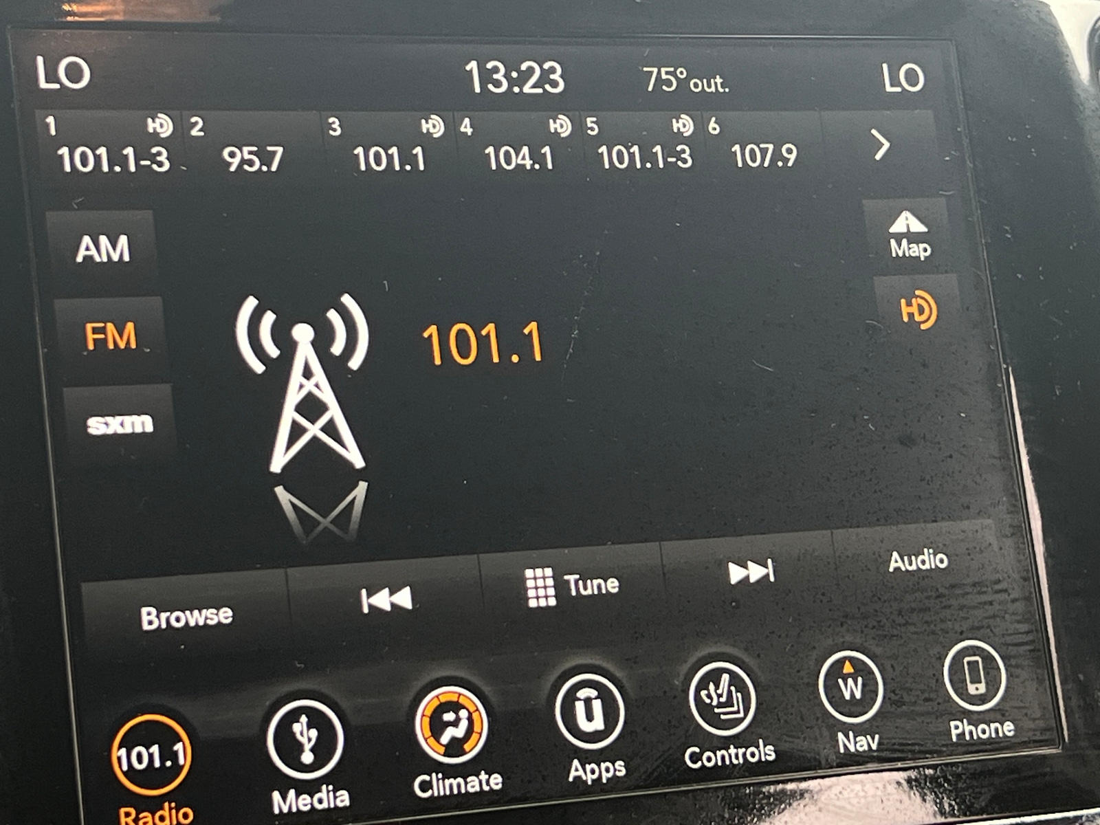 Thumbnail: 2019 Jeep Grand Cherokee - 3