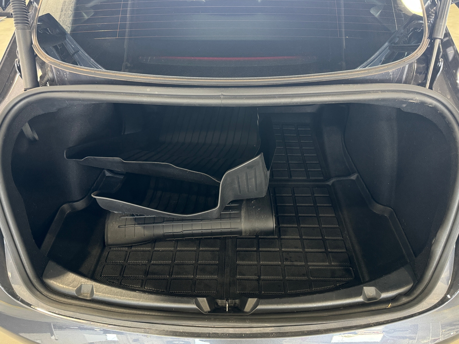 Thumbnail: 2023 Tesla Model 3 - 6