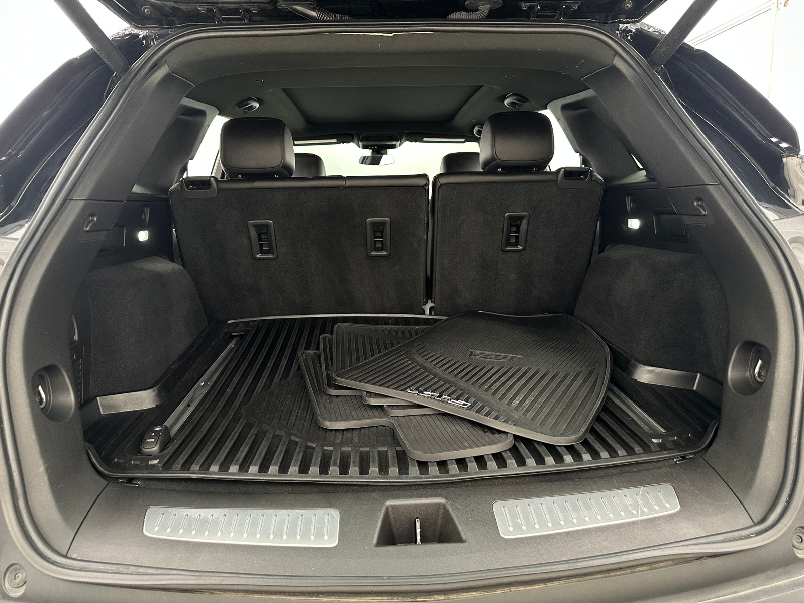 Thumbnail: 2022 Cadillac XT5 - 6