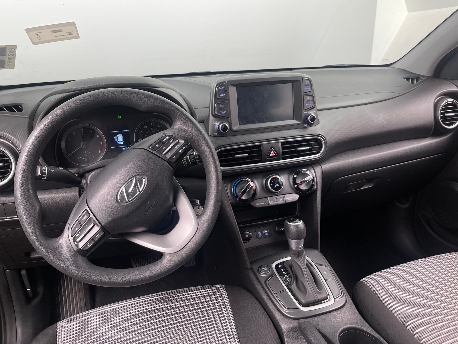 Thumbnail: 2021 Hyundai Kona - 3