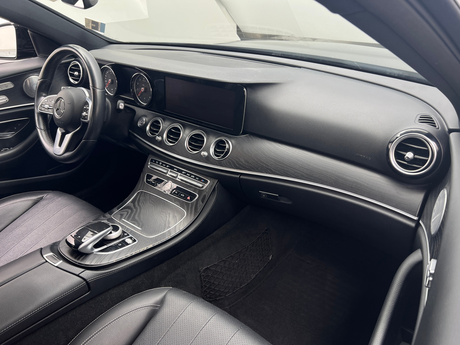 Thumbnail: 2019 Mercedes-Benz E-Class - 2