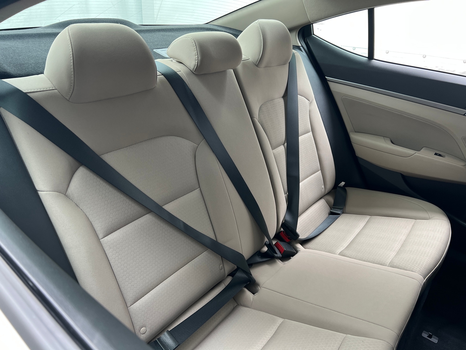 Thumbnail: 2017 Hyundai Elantra - 6