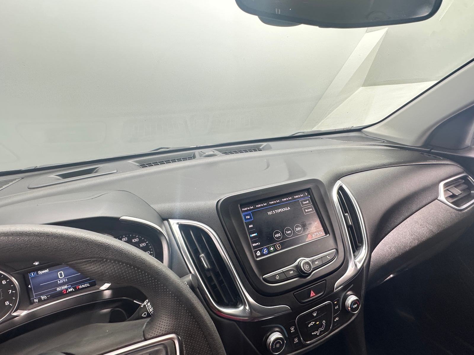 Thumbnail: 2021 Chevrolet Equinox - 3