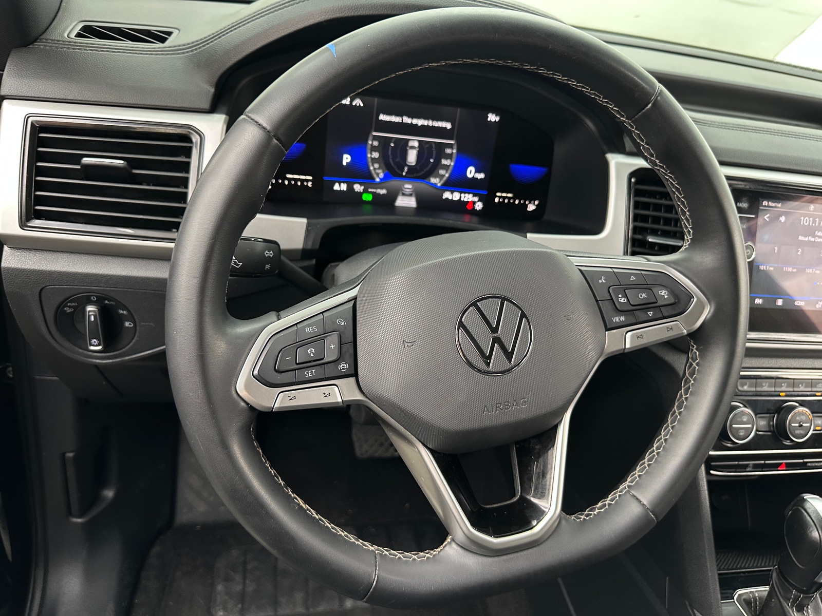Thumbnail: 2022 Volkswagen Atlas - 4