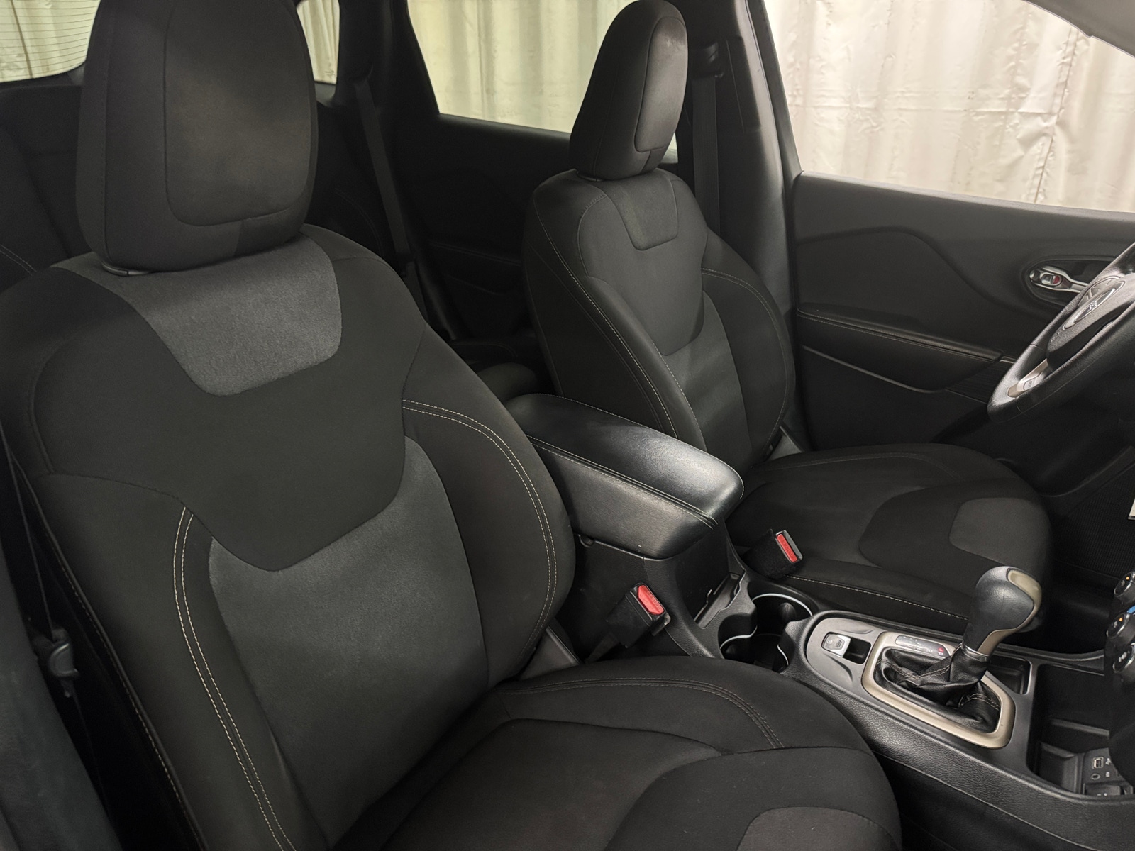Thumbnail: 2016 Jeep Cherokee - 2