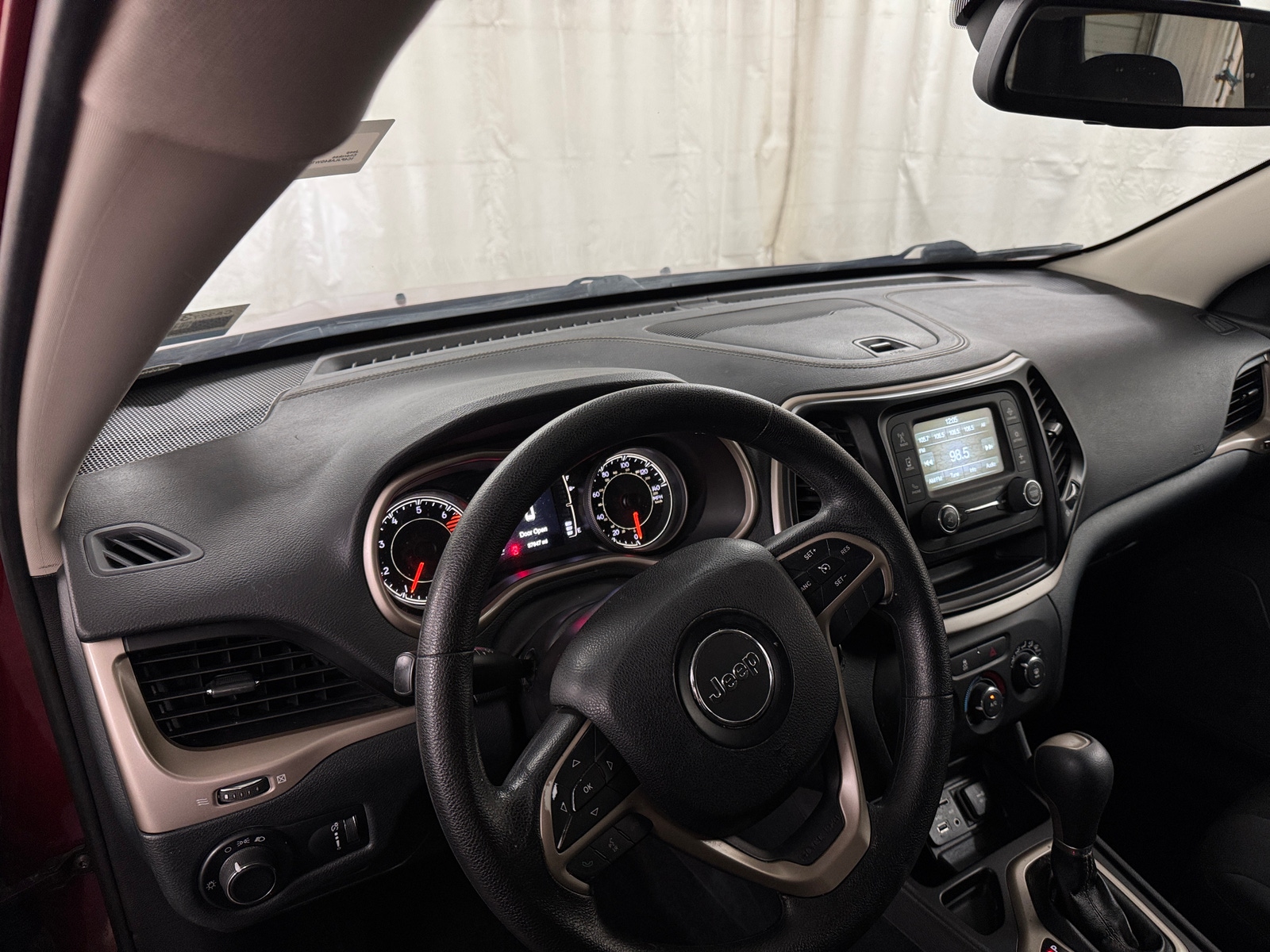 Thumbnail: 2016 Jeep Cherokee - 3