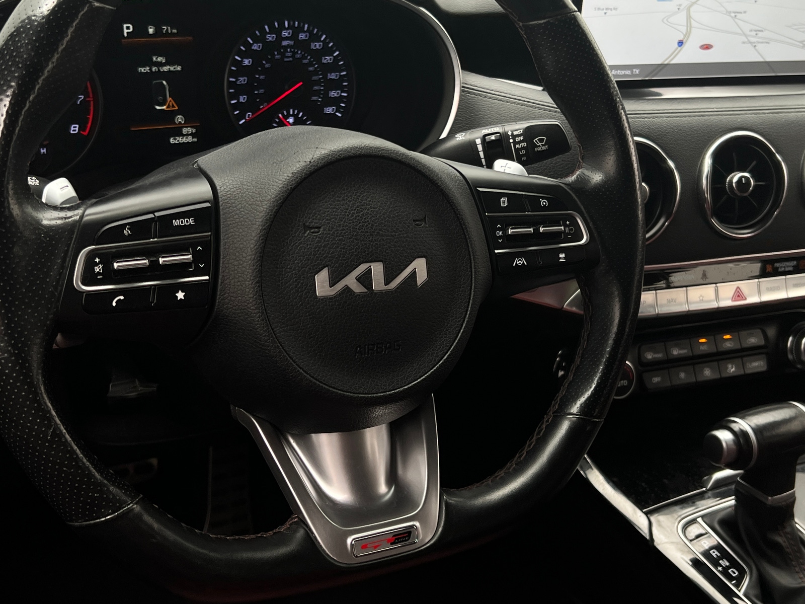 Thumbnail: 2022 Kia Stinger - 5