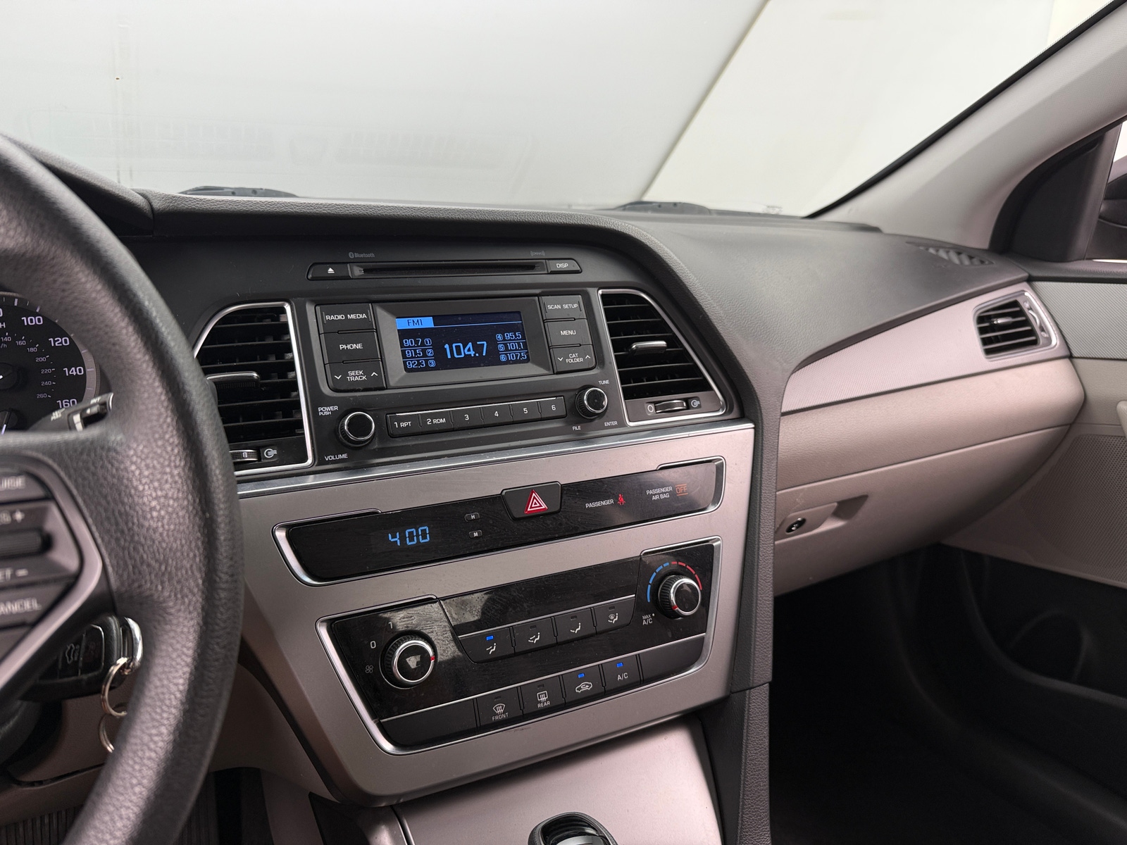 Thumbnail: 2015 Hyundai Sonata - 4