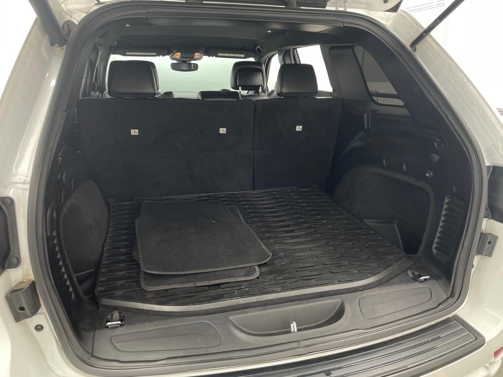 Thumbnail: 2019 Jeep Grand Cherokee - 7