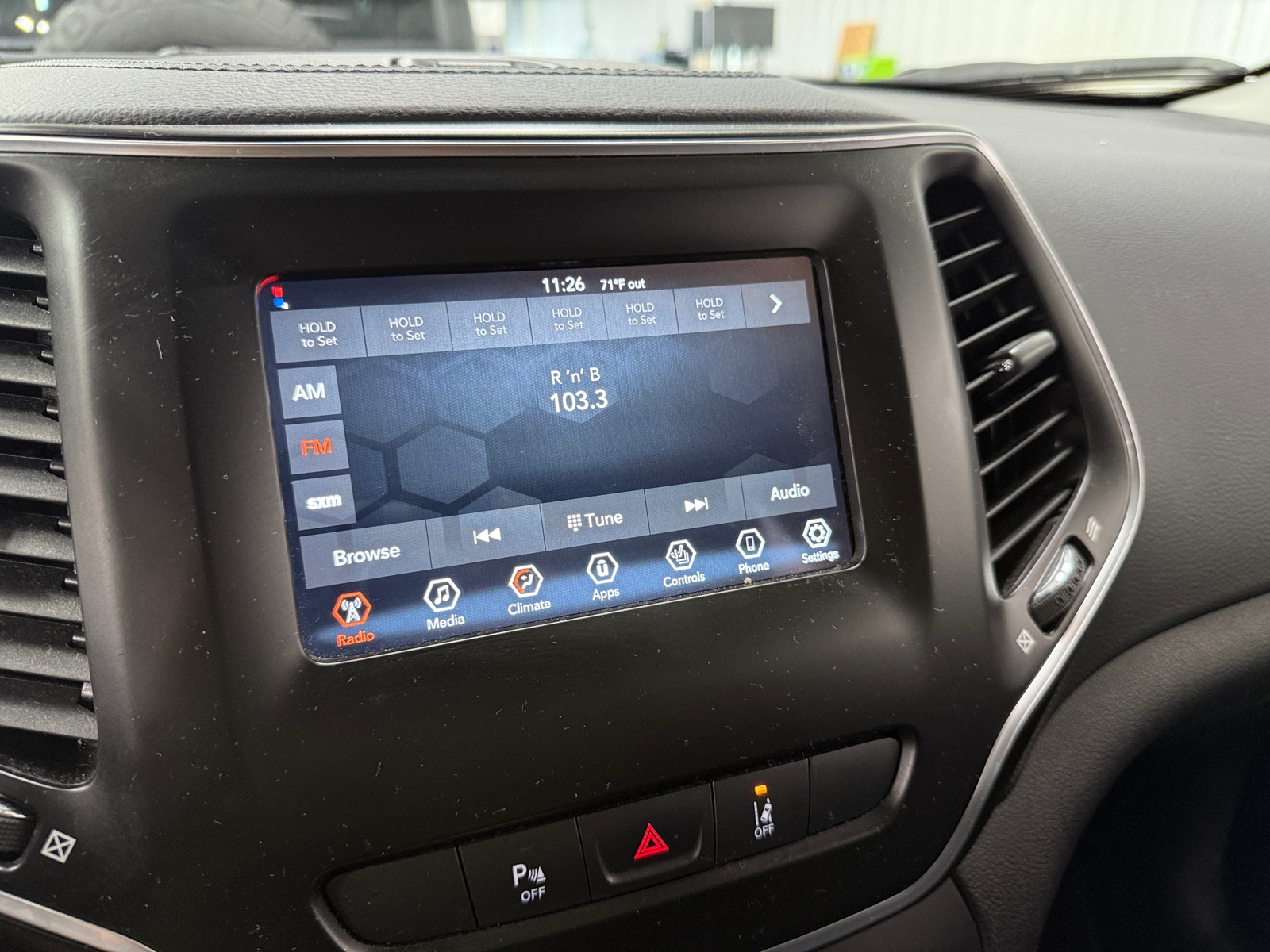 Thumbnail: 2021 Jeep Cherokee - 3